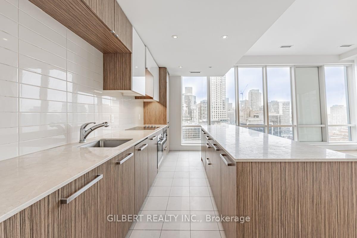 #2108 - 8 The Esplanade, Toronto, ON M5E0A6 | 1 Bedroom 1 Bathroom Condo Apt | Image 15
