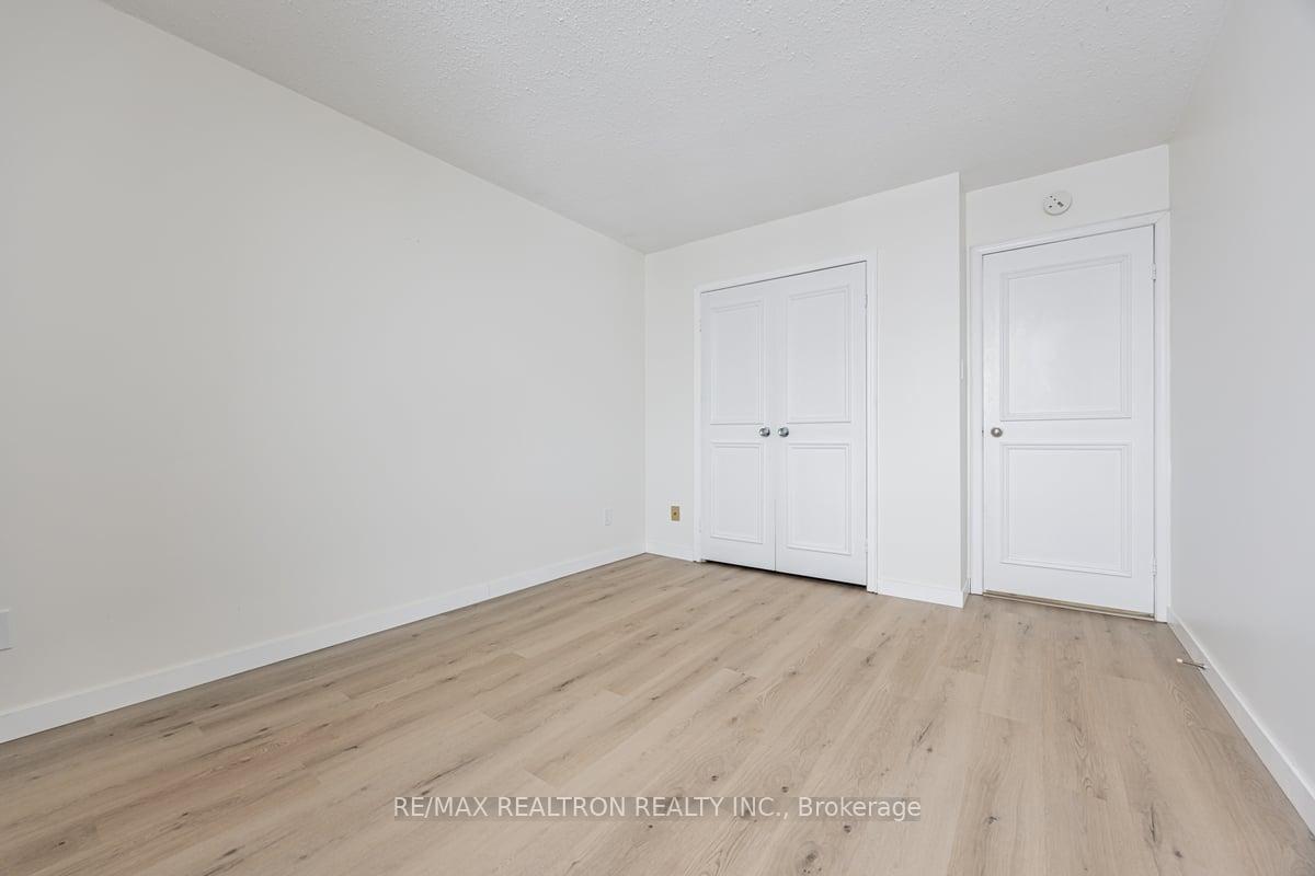 #518E - 30 Fashion Roseway, Toronto, ON M2N6B4 | 2 Bedroom 1 Bathroom Condo Apt | Image 15