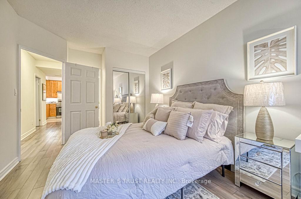 #607 - 55 Bloor St E, Toronto, ON M4W3W6 | 2 Bedroom 2 Bathroom Condo Apt | Image 14