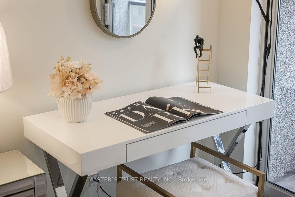 #607 - 55 Bloor St E, Toronto, ON M4W3W6 | 2 Bedroom 2 Bathroom Condo Apt | Image 17