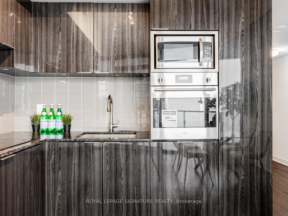 #4711 - 11 Wellesley St W, Toronto, ON M4Y0G4 | 1 Bedroom 1 Bathroom Condo Apt | Image 12