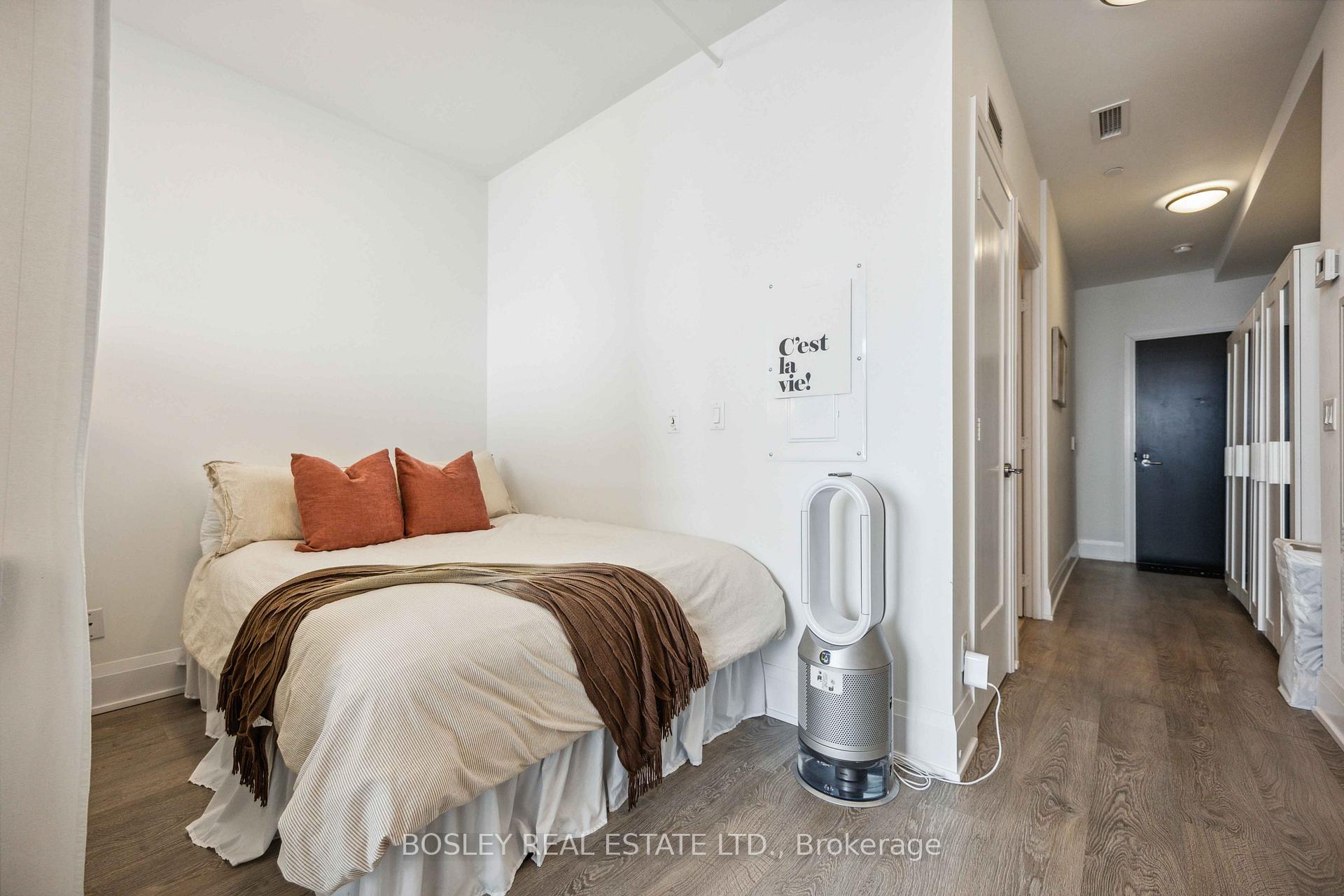 #3006 - 101 Erskine Ave, Toronto, ON M4P1Y5 | 1 Bedroom 1 Bathroom Condo Apt | Image 13