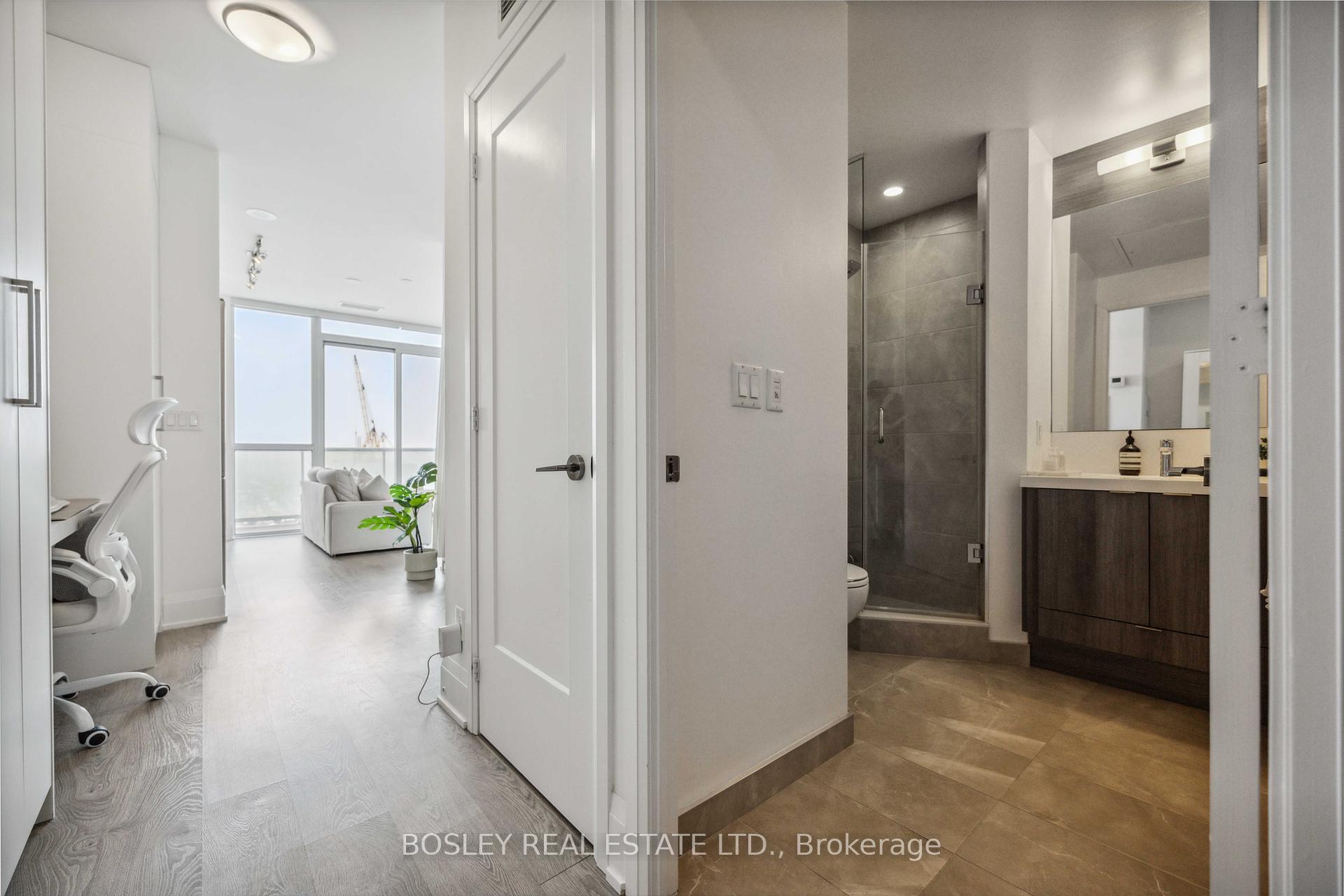 #3006 - 101 Erskine Ave, Toronto, ON M4P1Y5 | 1 Bedroom 1 Bathroom Condo Apt | Image 14