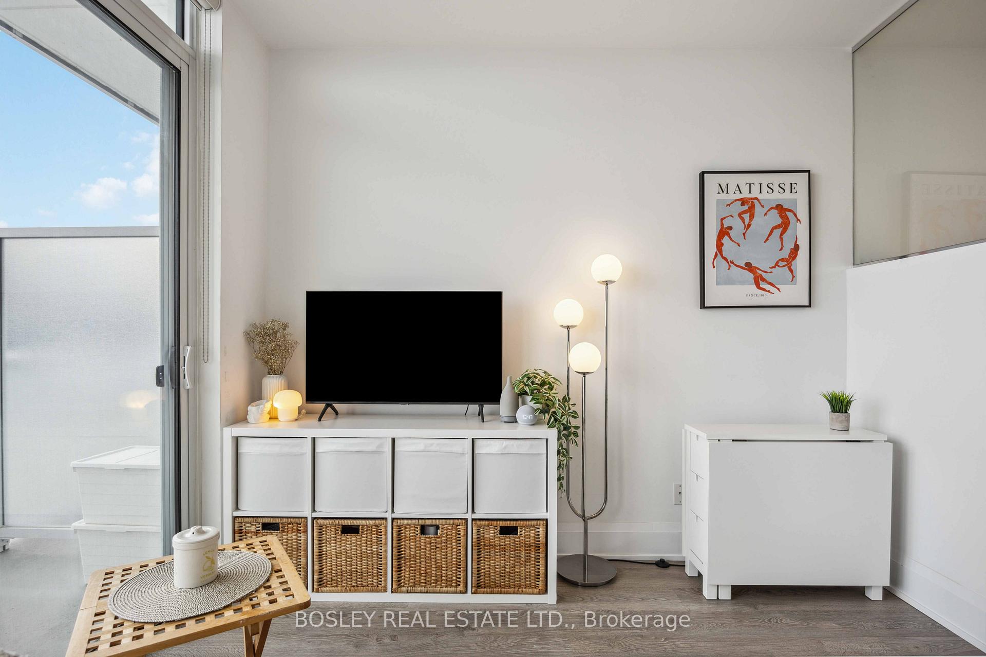 #3006 - 101 Erskine Ave, Toronto, ON M4P1Y5 | 1 Bedroom 1 Bathroom Condo Apt | Image 8