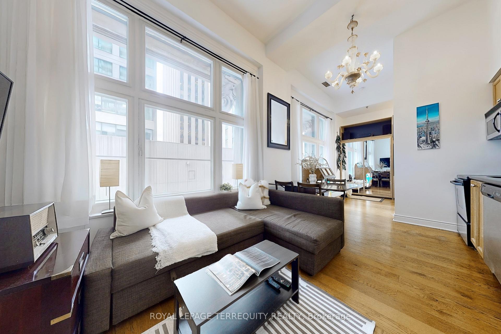 #305B - 73 Richmond St W, Toronto, ON M5H4E8 | 0 Bedroom 1 Bathroom Condo Apt | Image 13