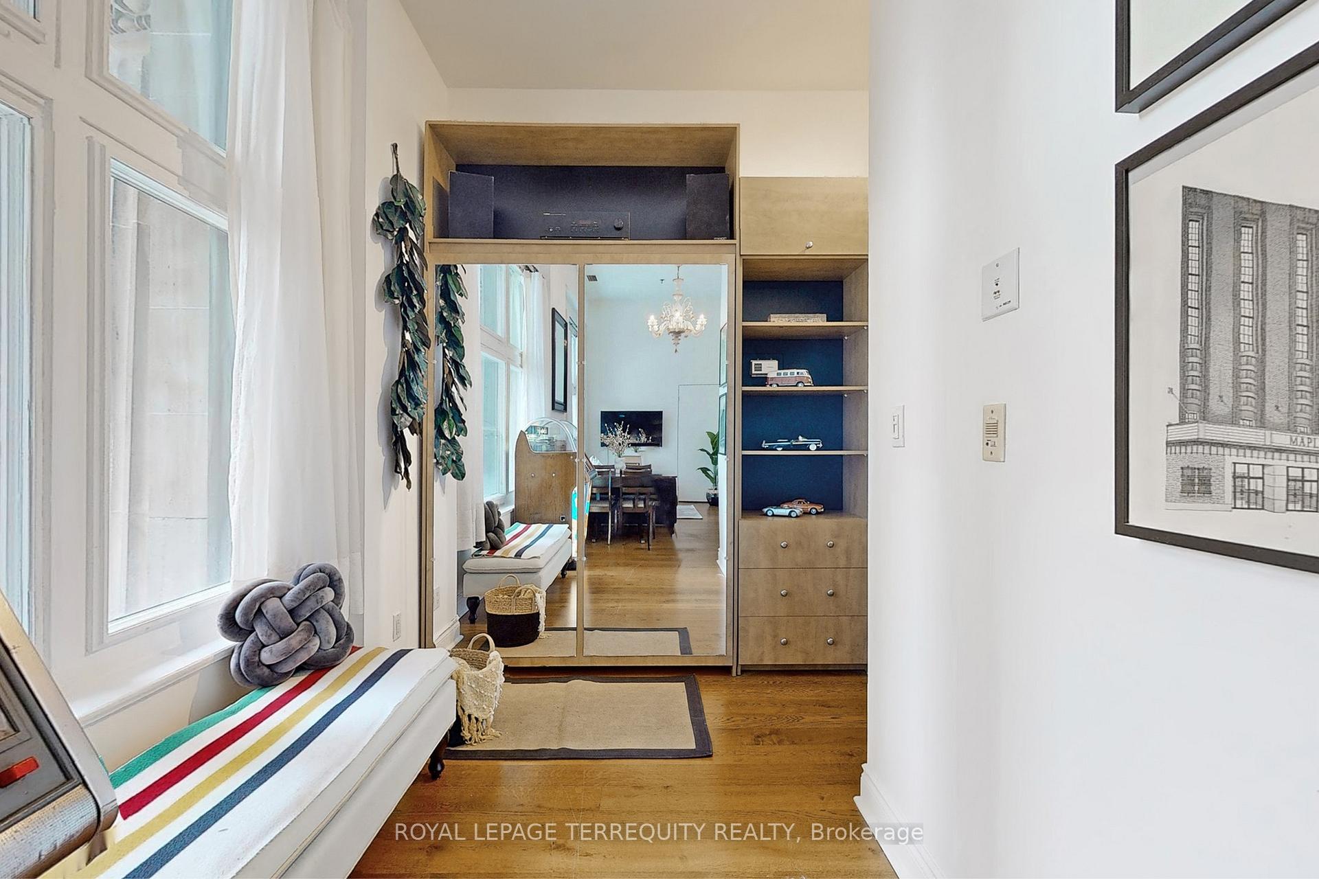 #305B - 73 Richmond St W, Toronto, ON M5H4E8 | 0 Bedroom 1 Bathroom Condo Apt | Image 18