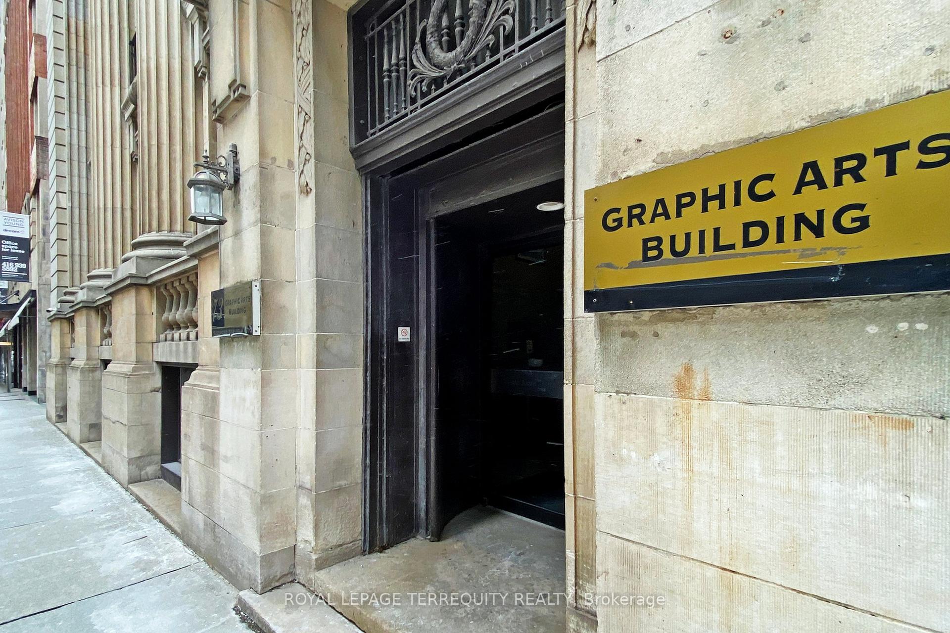 #305B - 73 Richmond St W, Toronto, ON M5H4E8 | 0 Bedroom 1 Bathroom Condo Apt | Image 7