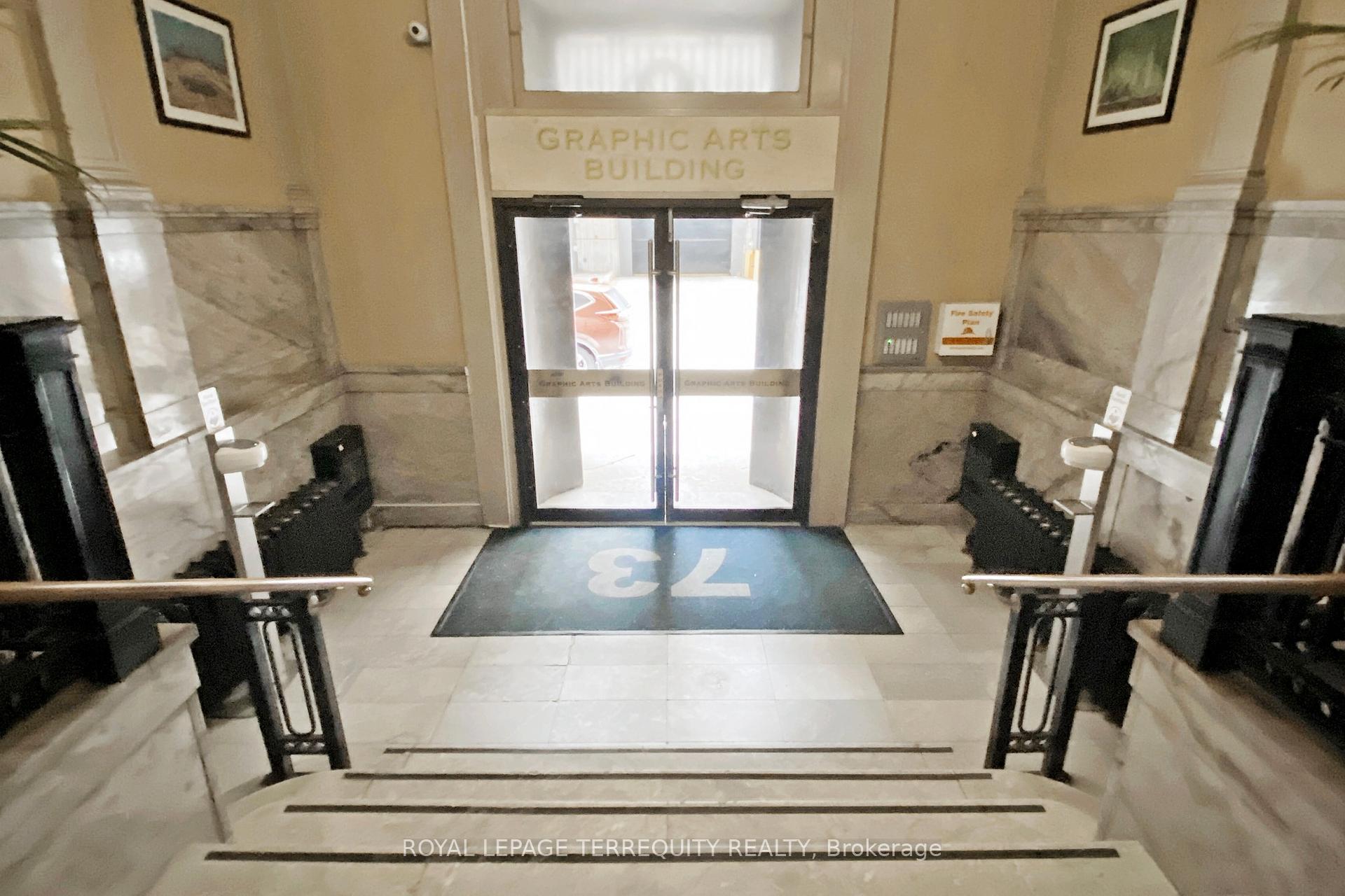 #305B - 73 Richmond St W, Toronto, ON M5H4E8 | 0 Bedroom 1 Bathroom Condo Apt | Image 8