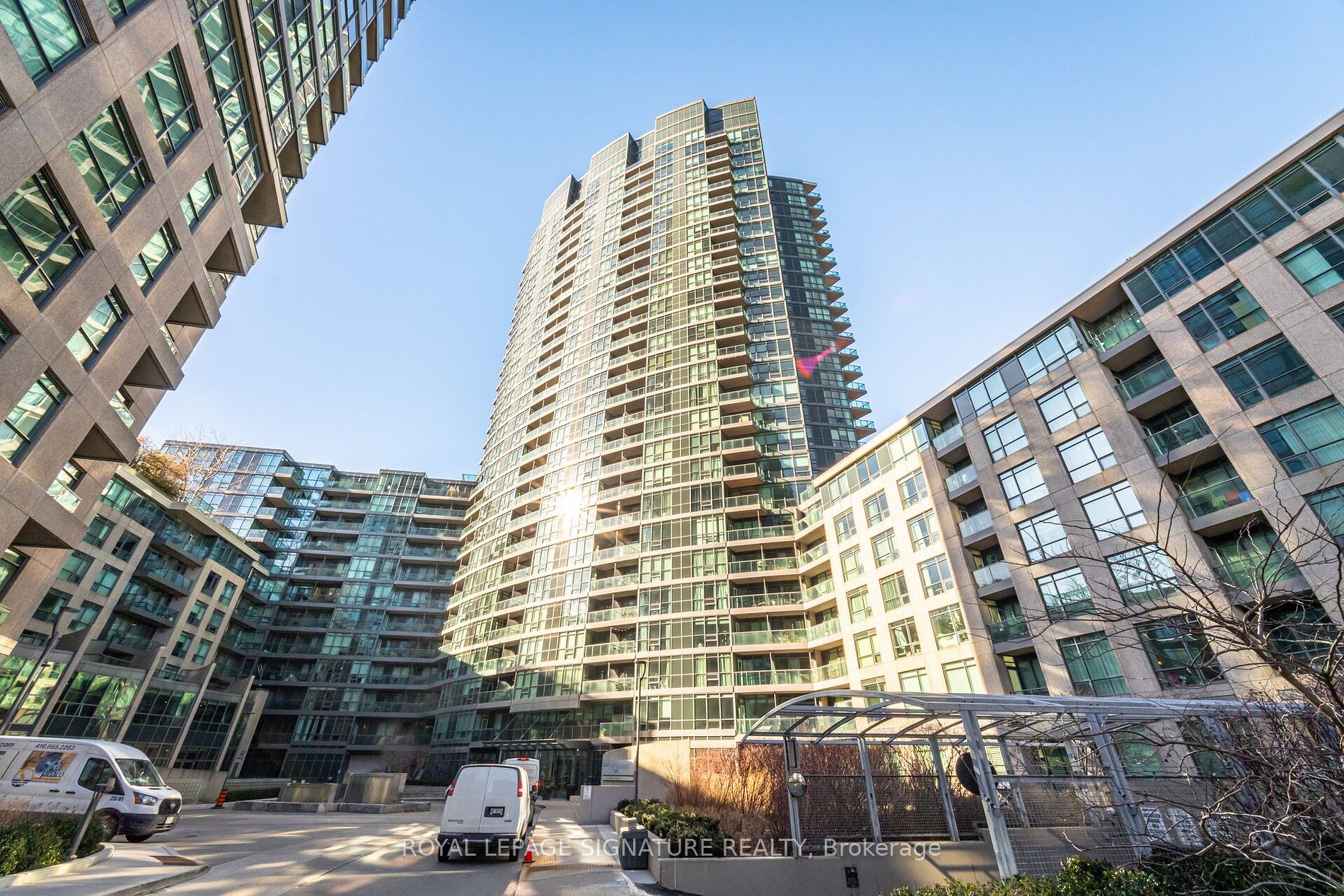 #122 - 231 Fort York Blvd, Toronto, ON M5V1B2 | 2 Bedroom 2 Bathroom Condo Apt | Image 38