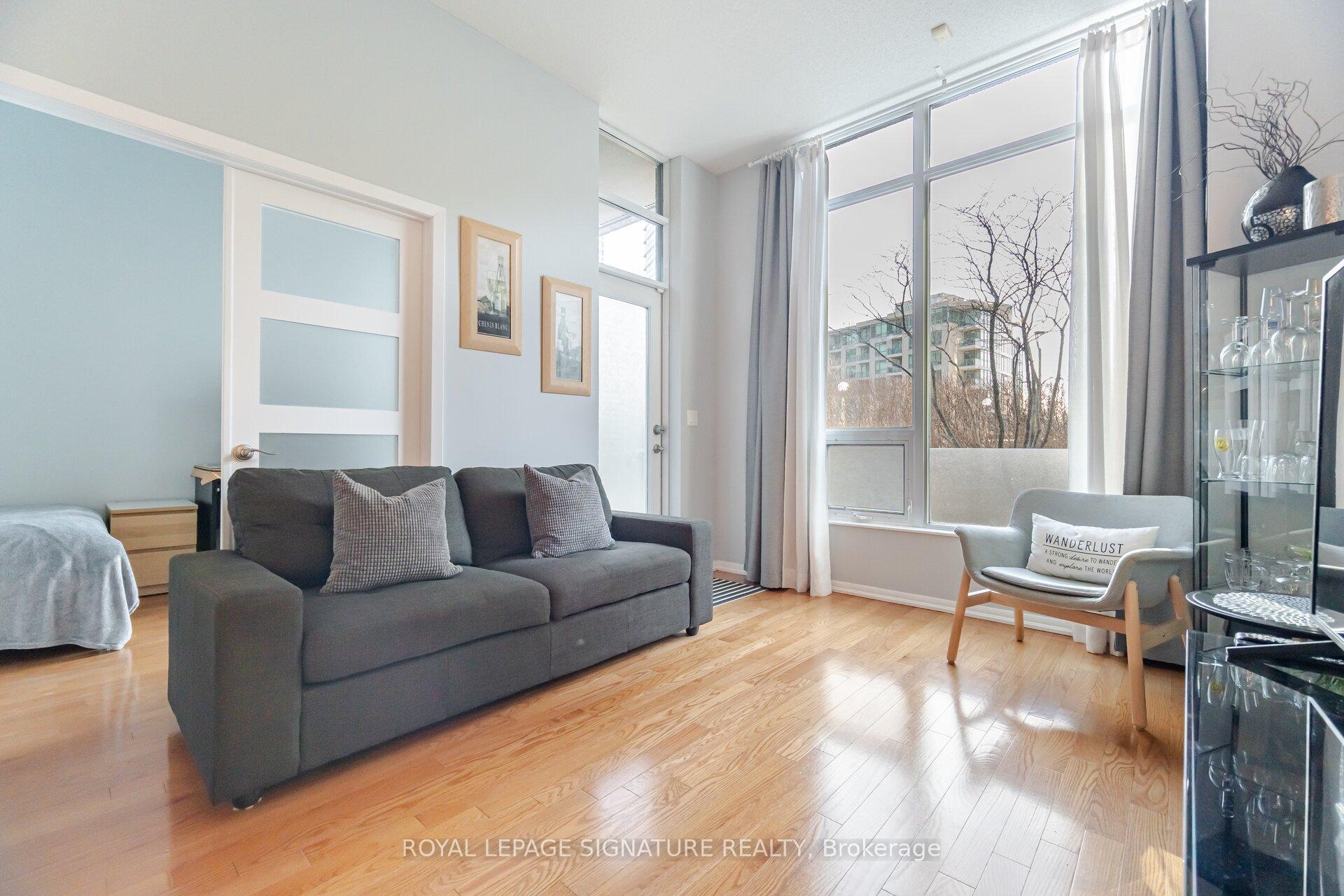 #122 - 231 Fort York Blvd, Toronto, ON M5V1B2 | 2 Bedroom 2 Bathroom Condo Apt | Image 8