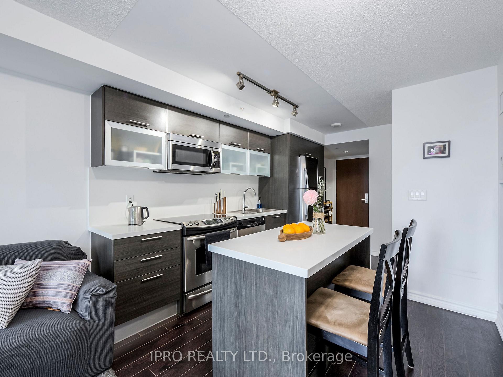 #708 - 386 Yonge St, Toronto, ON M5B0A5 | 1 Bedroom 1 Bathroom Condo Apt | Image 14