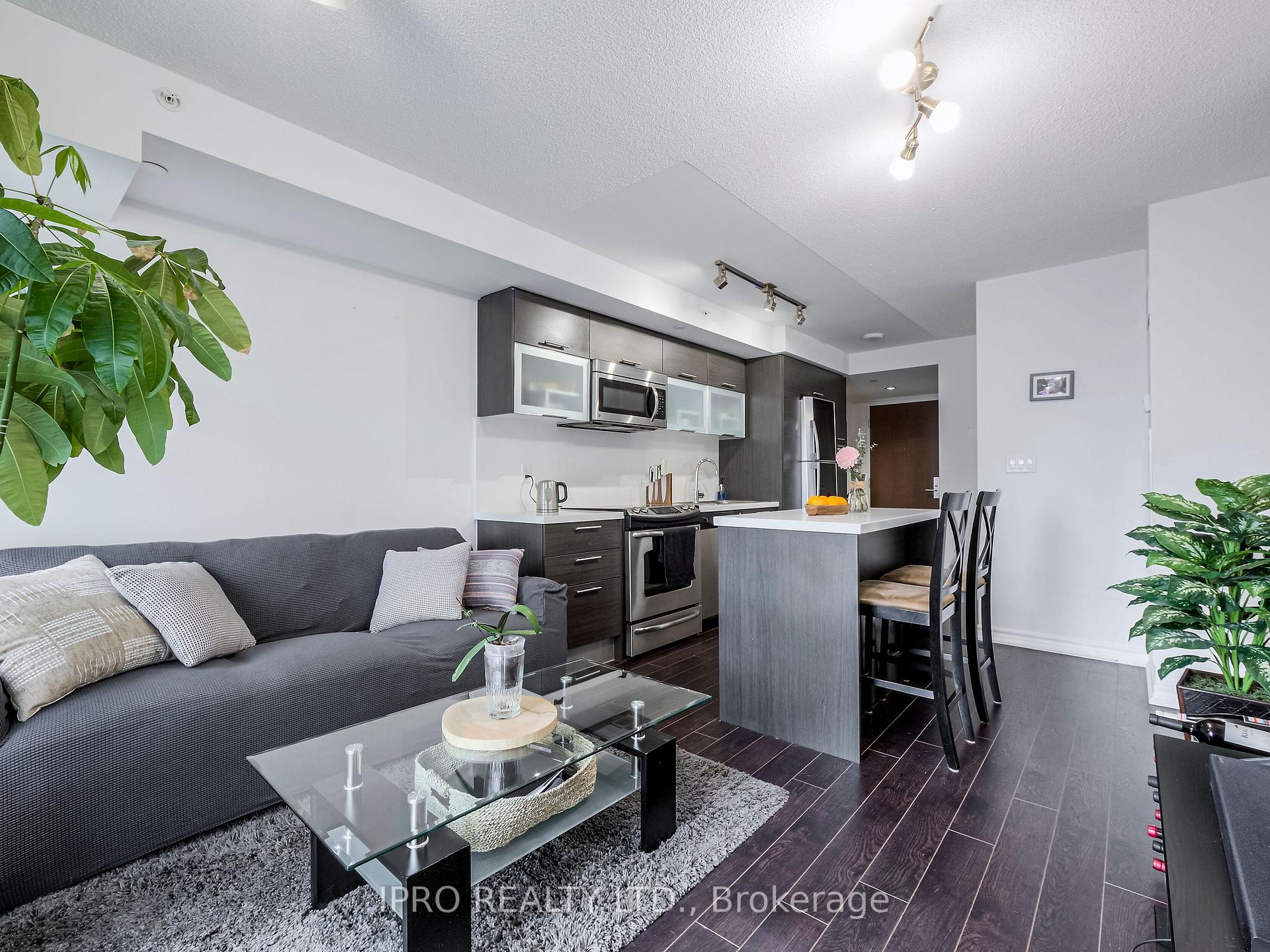 #708 - 386 Yonge St, Toronto, ON M5B0A5 | 1 Bedroom 1 Bathroom Condo Apt | Image 21