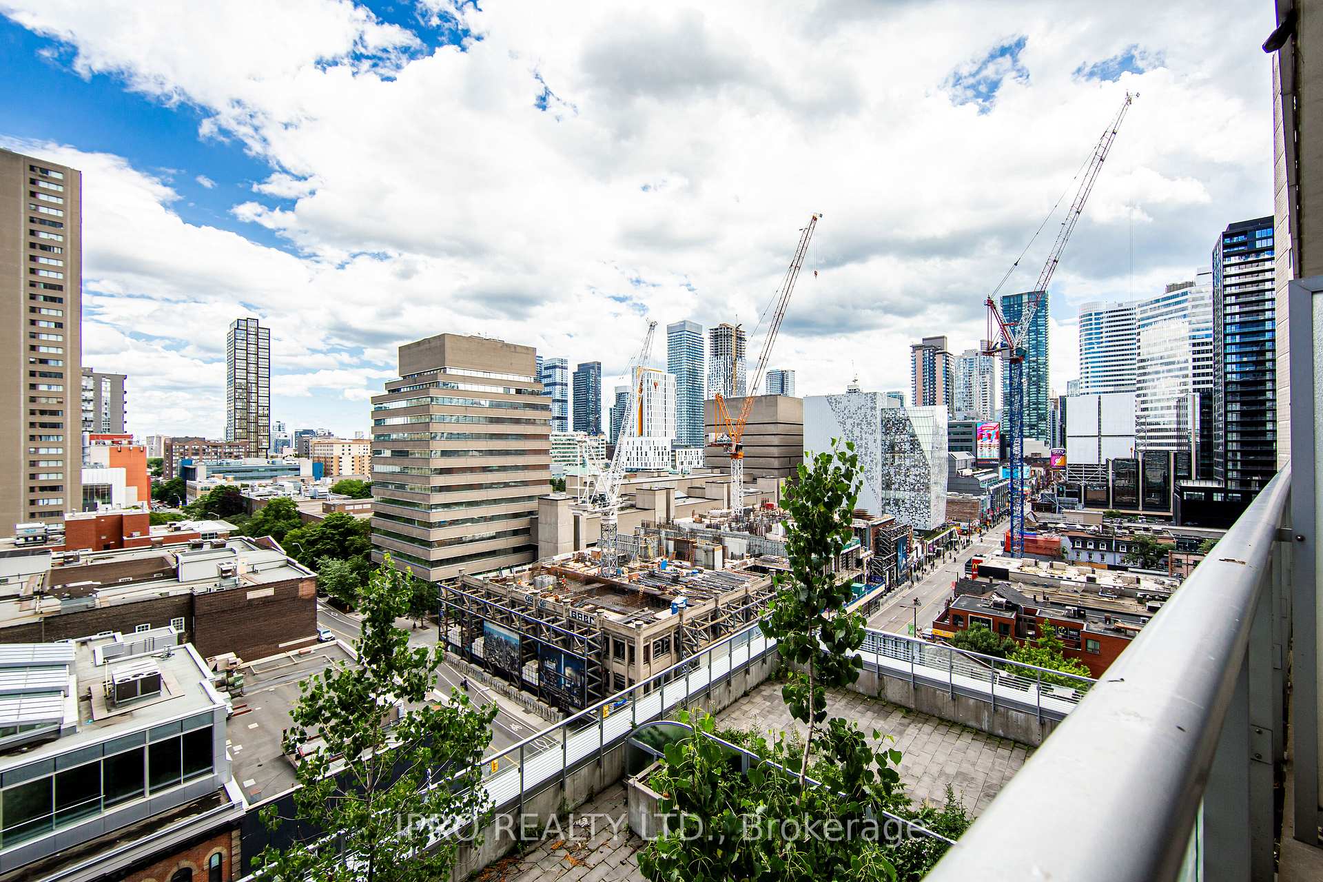 #708 - 386 Yonge St, Toronto, ON M5B0A5 | 1 Bedroom 1 Bathroom Condo Apt | Image 4