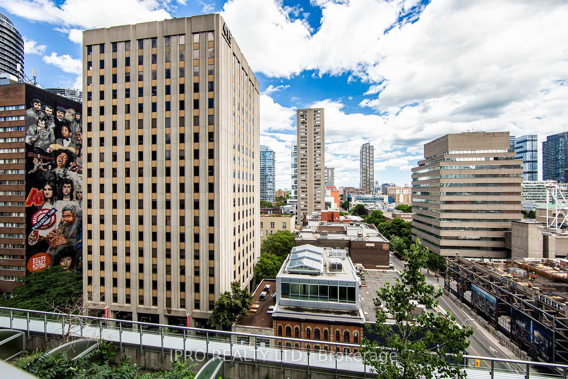#708 - 386 Yonge St, Toronto, ON M5B0A5 | 1 Bedroom 1 Bathroom Condo Apt | Image 6