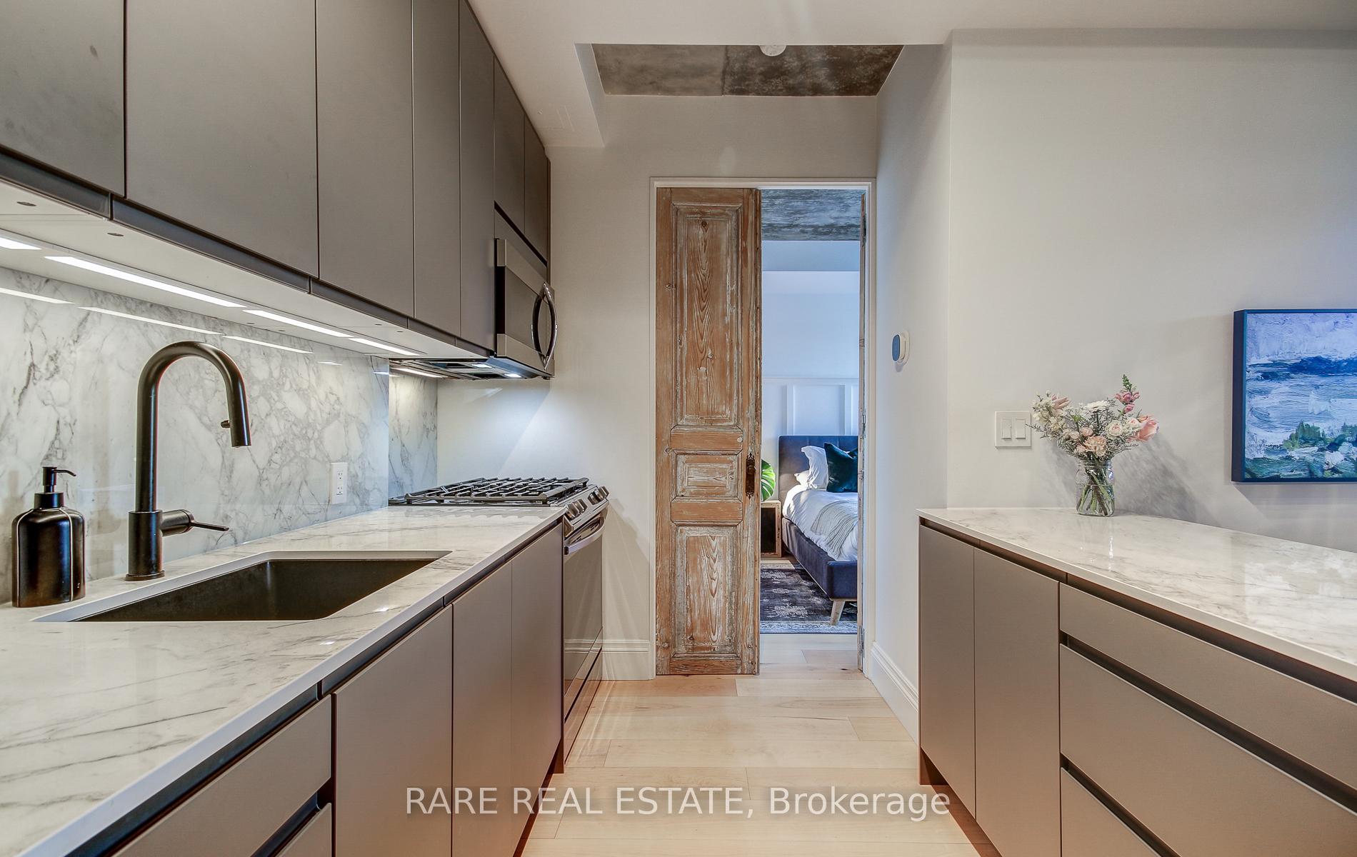 #829 - 1 Shaw St, Toronto, ON M6K0A1 | 2 Bedroom 2 Bathroom Condo Apt | Image 17