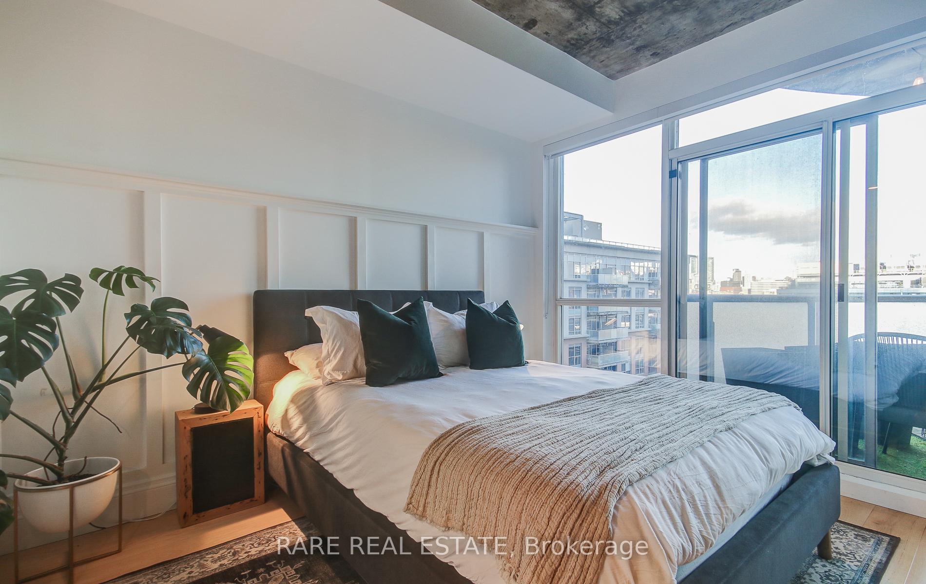 #829 - 1 Shaw St, Toronto, ON M6K0A1 | 2 Bedroom 2 Bathroom Condo Apt | Image 19