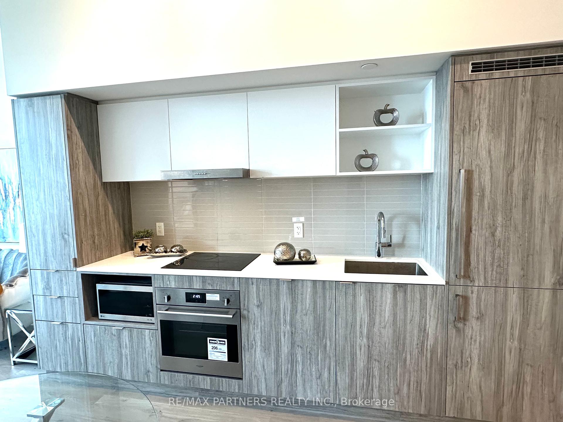 #1209 - 138 Downes St, Toronto, ON M5E0E4 | 1 Bedroom 1 Bathroom Condo Apt | Image 8