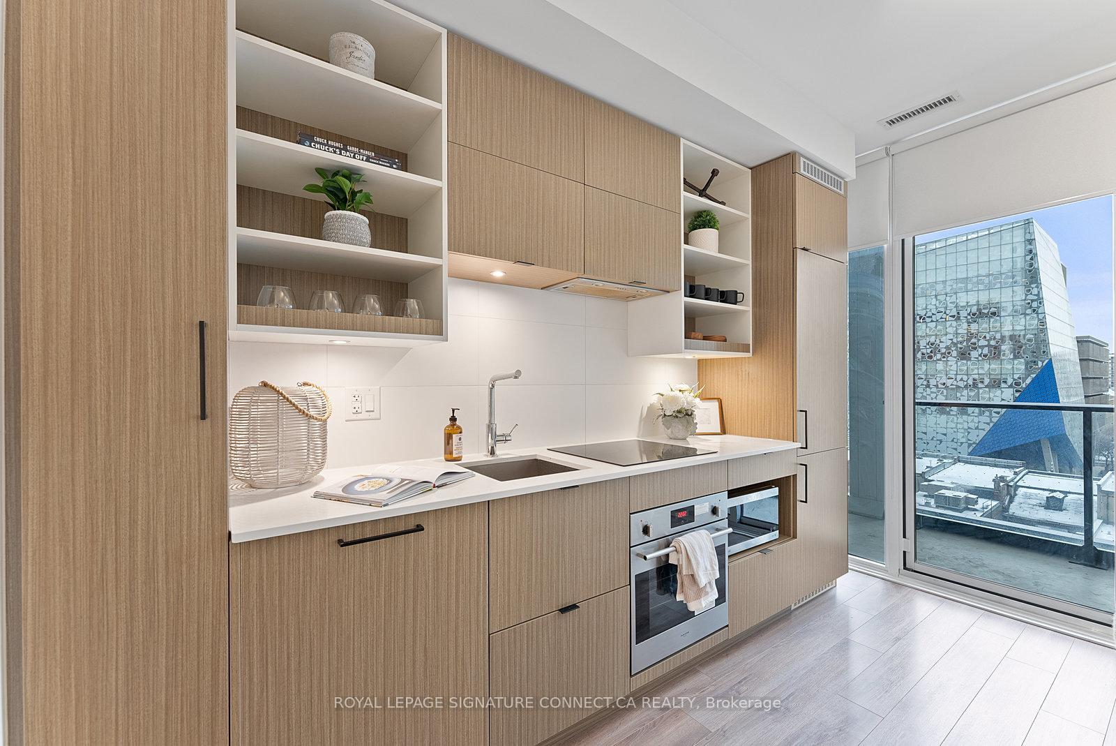 #517 - 20 Edward St, Toronto, ON M5G1C9 | 1 Bedroom 1 Bathroom Condo Apt | Image 14