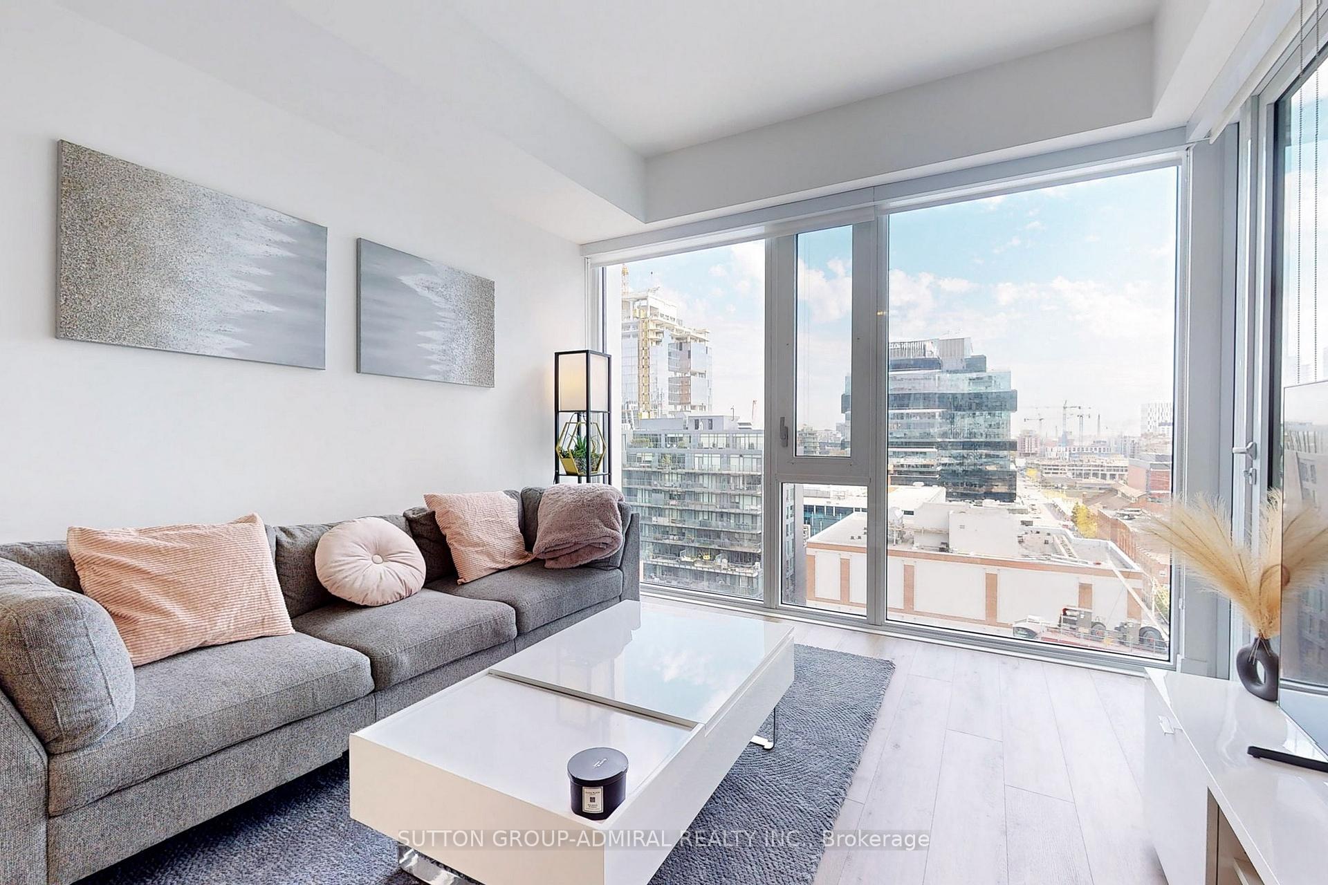 #1412 - 158 Front St E, Toronto, ON M5A0K9 | 1 Bedroom 1 Bathroom Condo Apt | Image 3