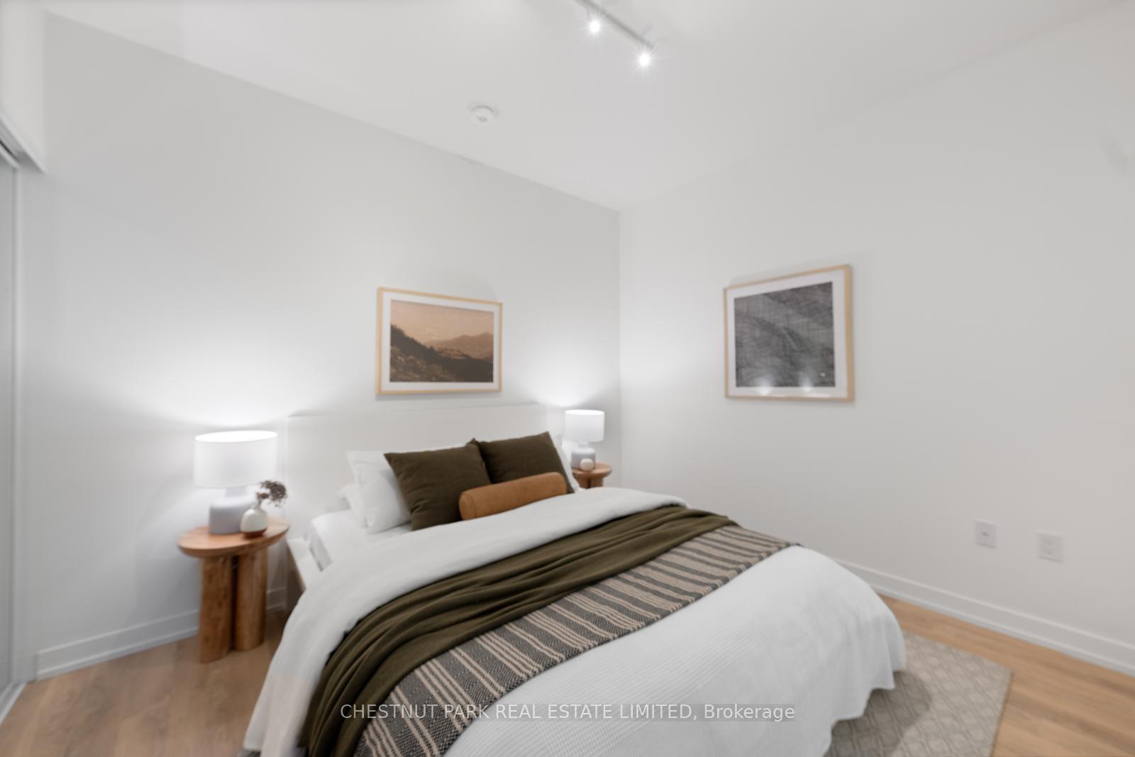 #513 - 158 Front St E, Toronto, ON M5A0K9 | 2 Bedroom 2 Bathroom Condo Apt | Image 12