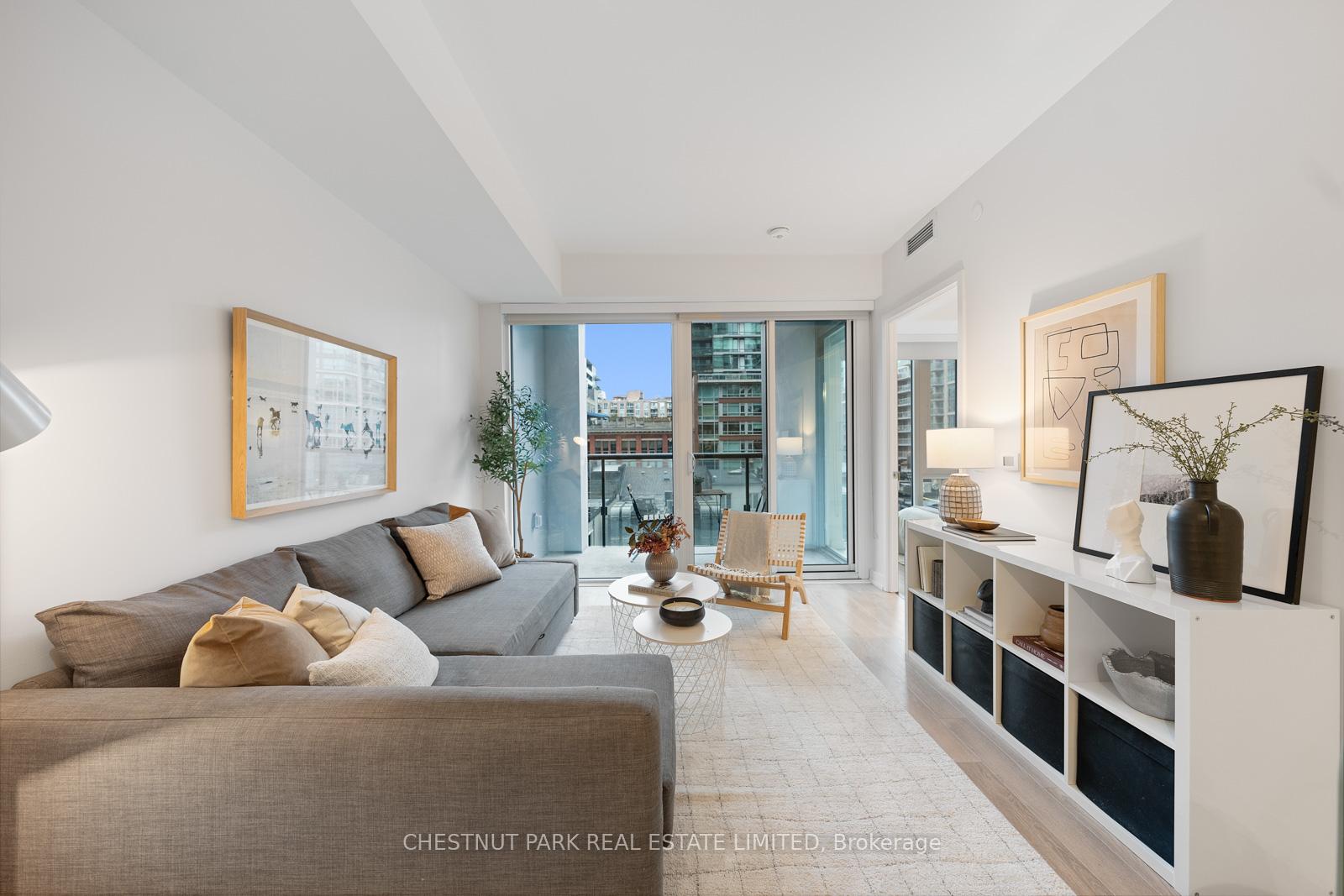 #513 - 158 Front St E, Toronto, ON M5A0K9 | 2 Bedroom 2 Bathroom Condo Apt | Image 5