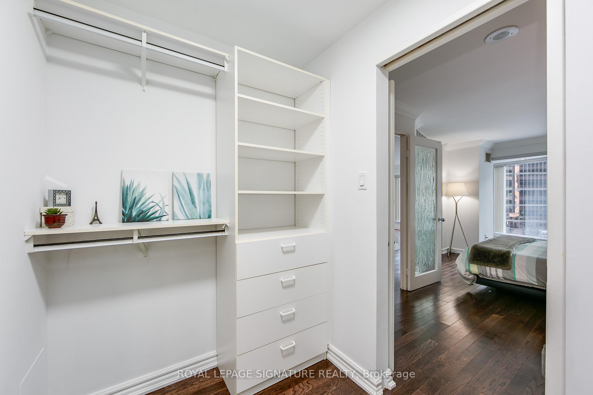 #605 - 33 University Ave, Toronto, ON M5J2S7 | 1 Bedroom 1 Bathroom Condo Apt | Image 29