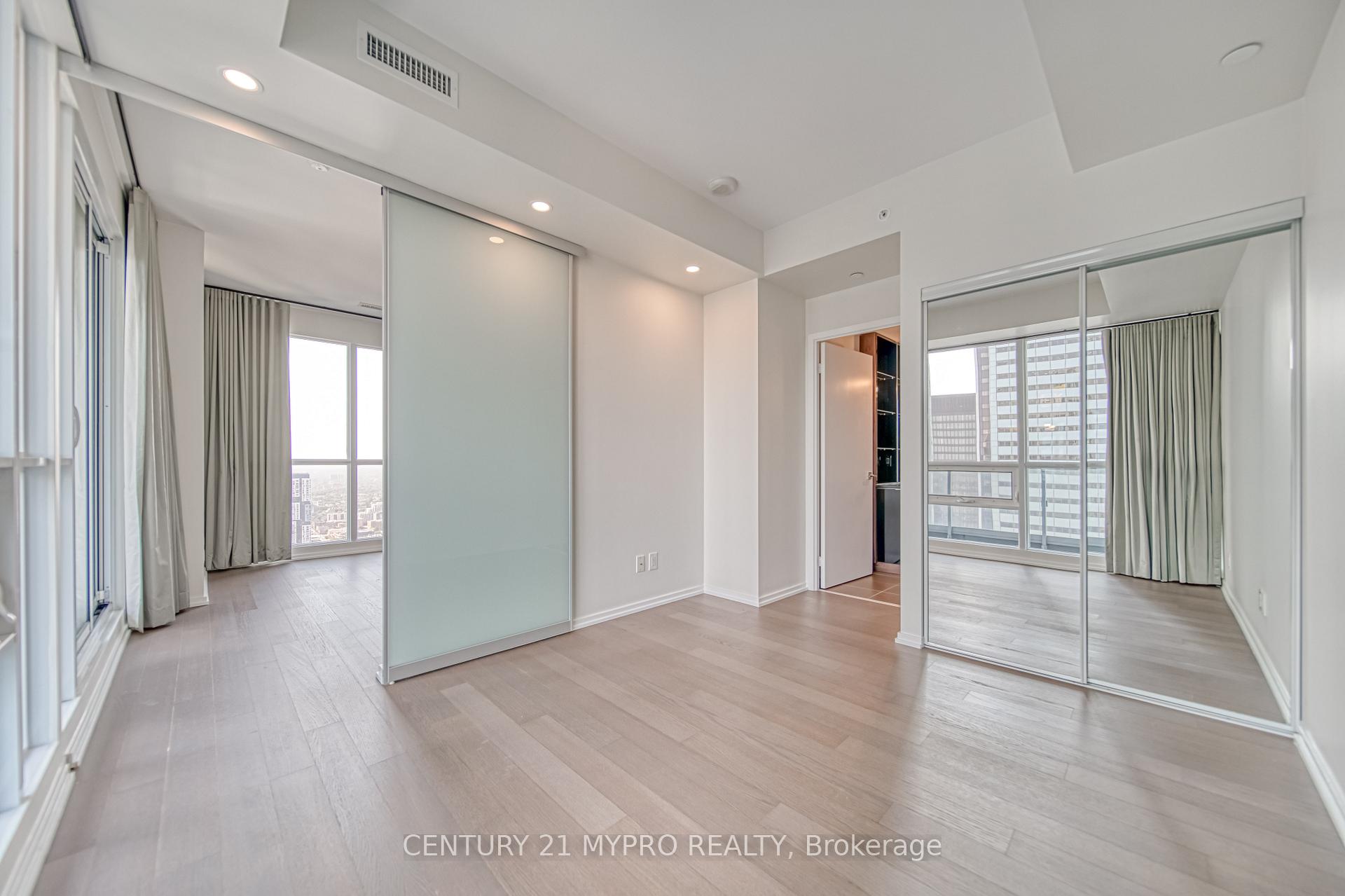 #4911 - 70 Temperance St, Toronto, ON M5H0B1 | 2 Bedroom 2 Bathroom Condo Apt | Image 16