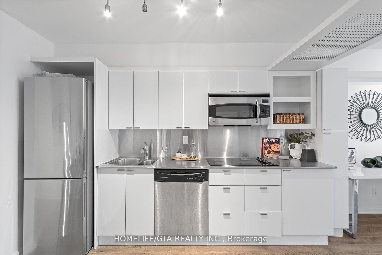 #652 - 111 Elizabeth St, Toronto, ON M5G1P7 | 1 Bedroom 1 Bathroom Condo Apt | Image 8