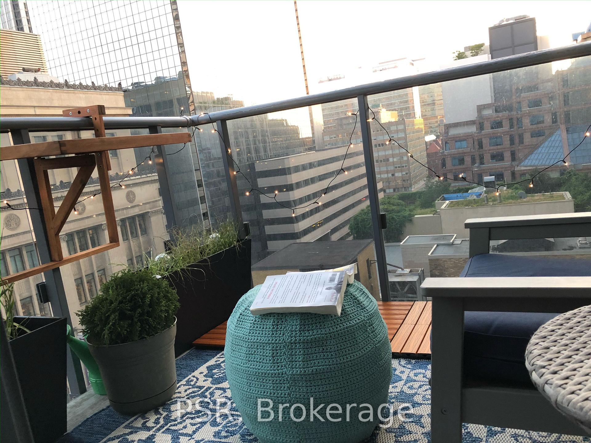 #1112 - 7 Grenville St, Toronto, ON M4Y0E9 | 0 Bedroom 1 Bathroom Condo Apt | Image 11