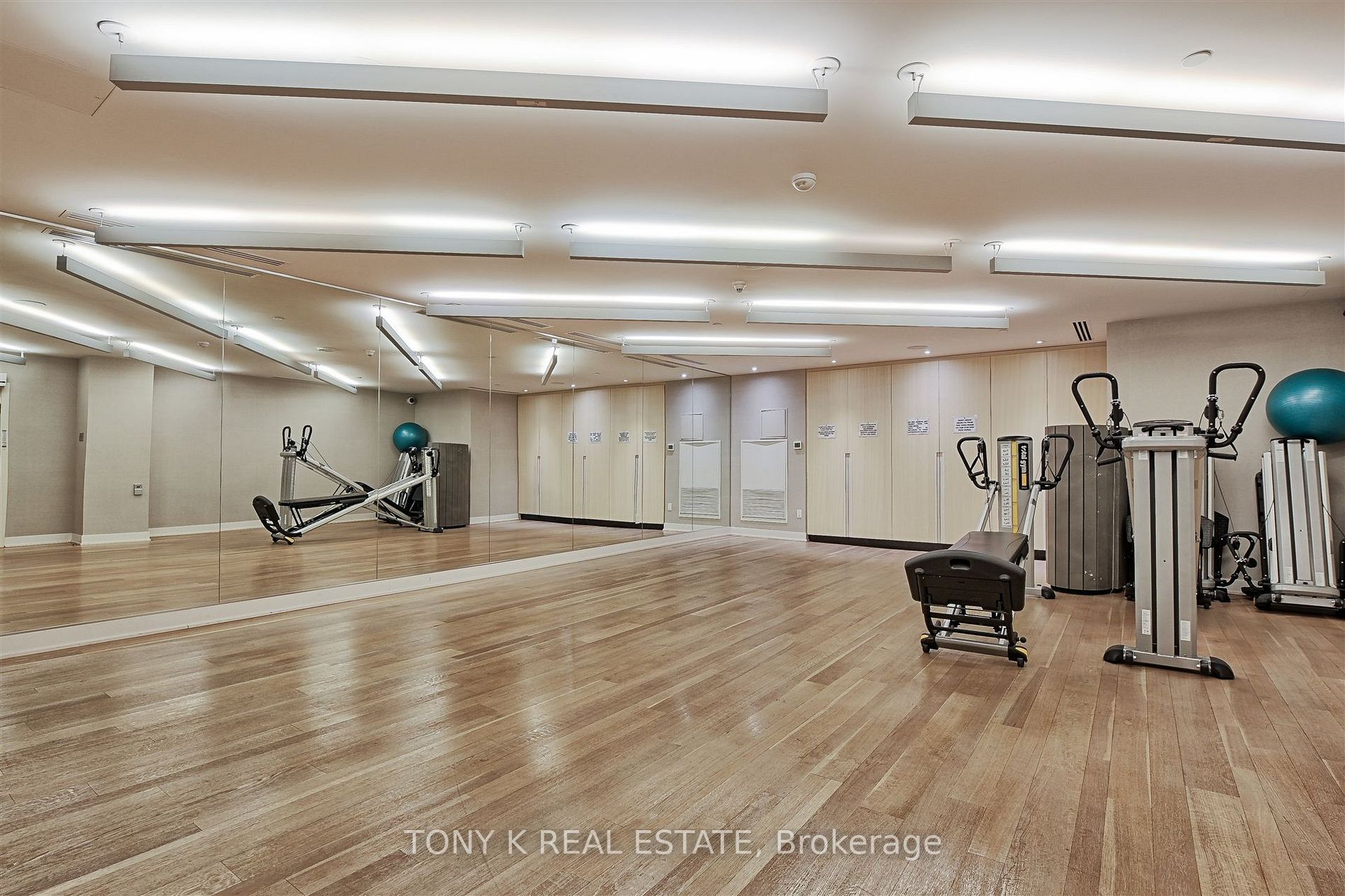 #609 - 30 Roehampton Ave, Toronto, ON M4P0B9 | 1 Bedroom 1 Bathroom Condo Apt | Image 18