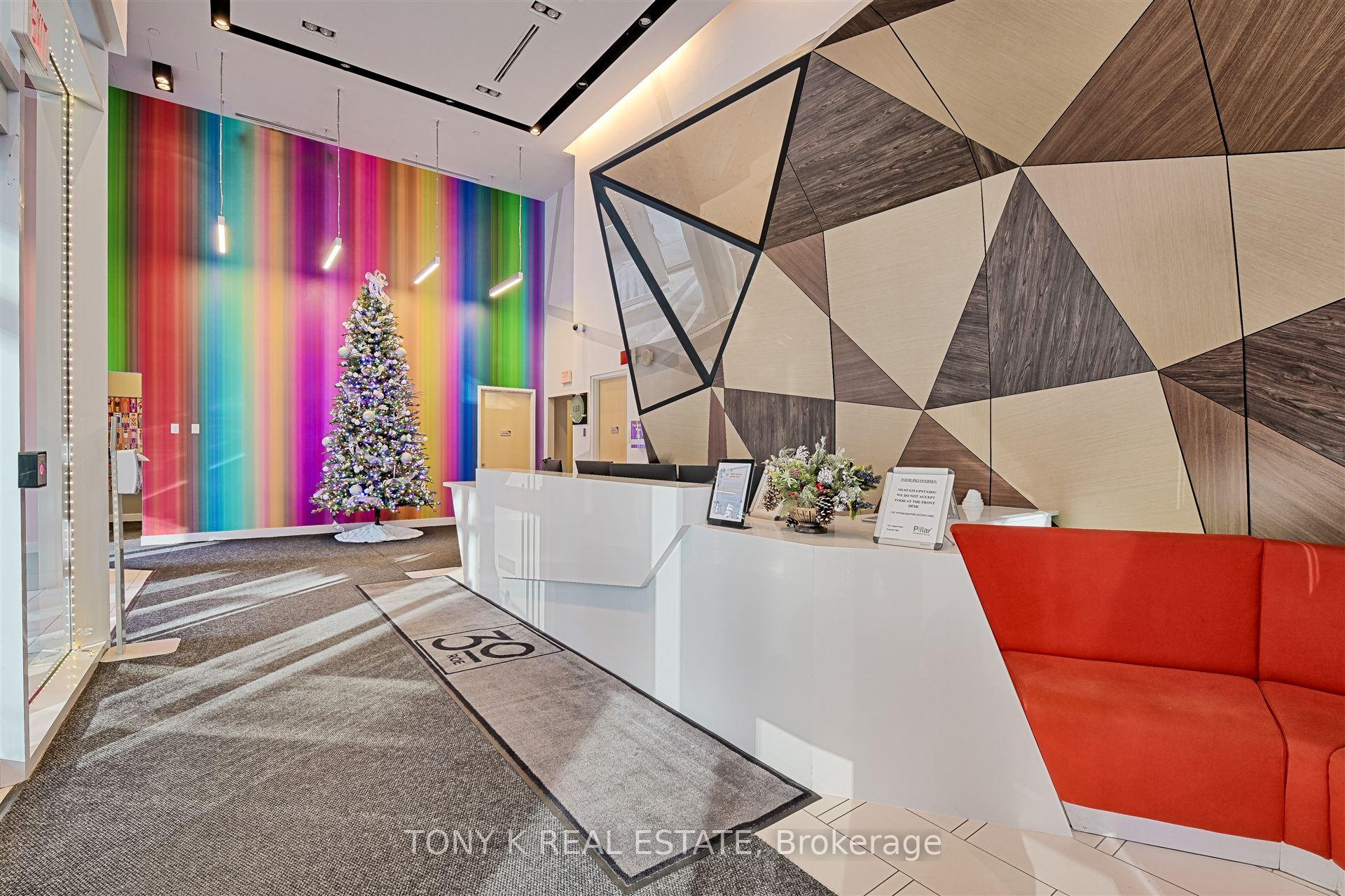 #609 - 30 Roehampton Ave, Toronto, ON M4P0B9 | 1 Bedroom 1 Bathroom Condo Apt | Image 2