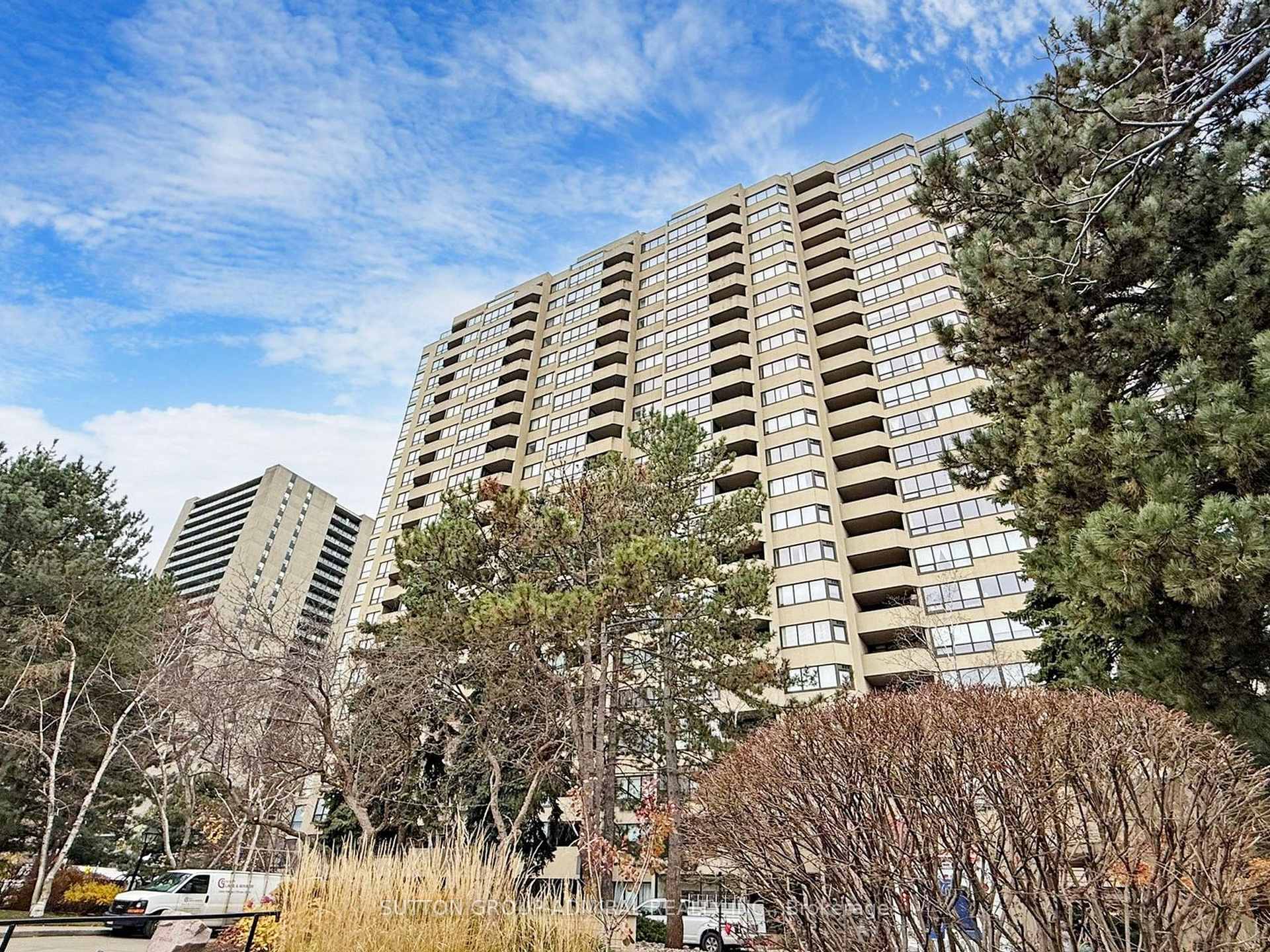 #102 - 65 SPRING GARDEN Ave, Toronto, ON M2N6H9 | 2 Bedroom 2 Bathroom Condo Apt | Image 2