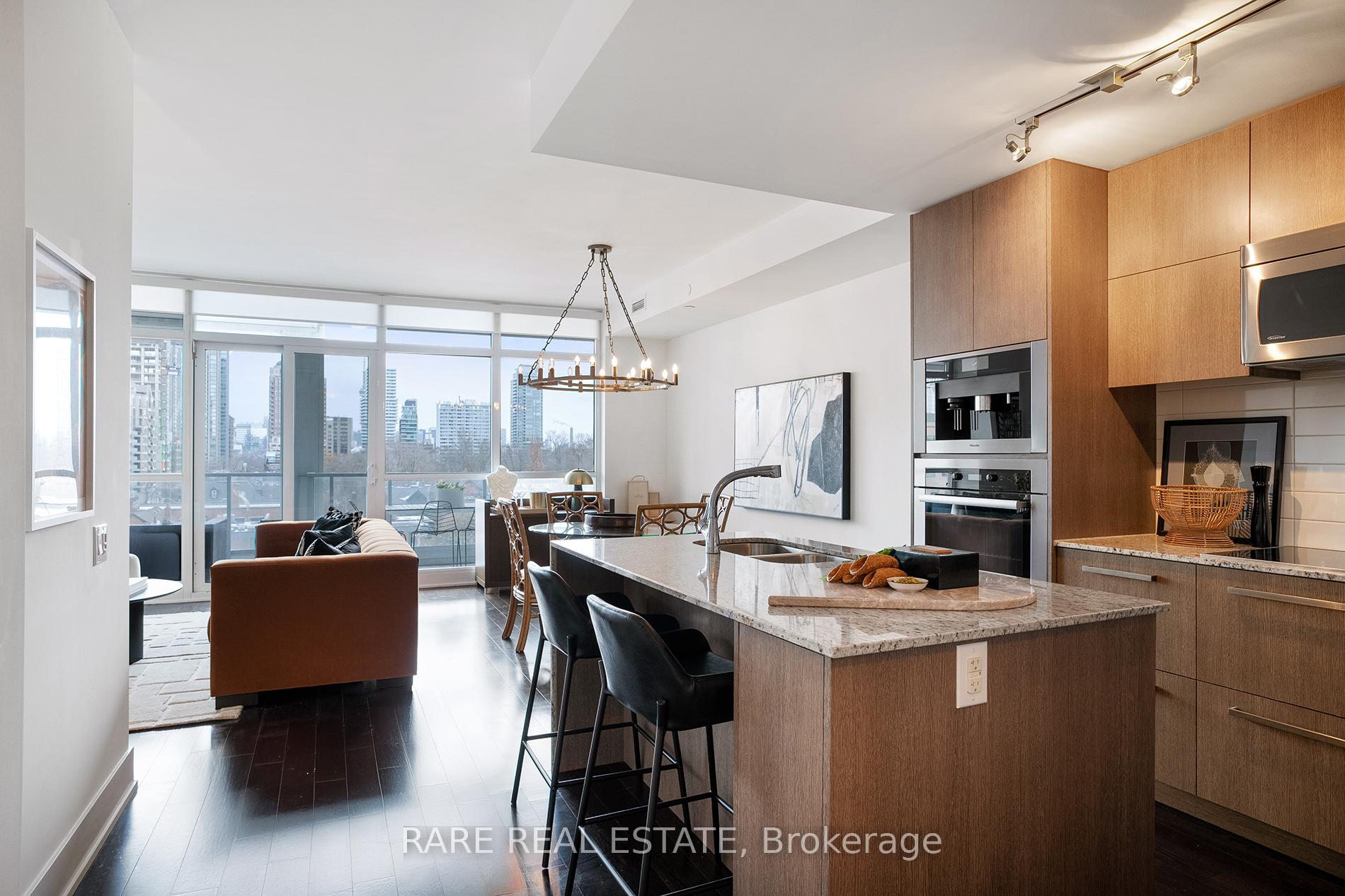 #601 - 170 Avenue Rd, Toronto, ON M5R0A4 | 2 Bedroom 2 Bathroom Condo Apt | Image 1
