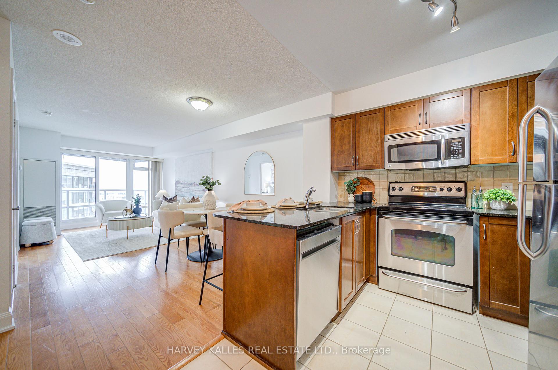 #1612 - 2181 Yonge St, Toronto, ON M5S3H7 | 1 Bedroom 1 Bathroom Condo Apt | Image 11