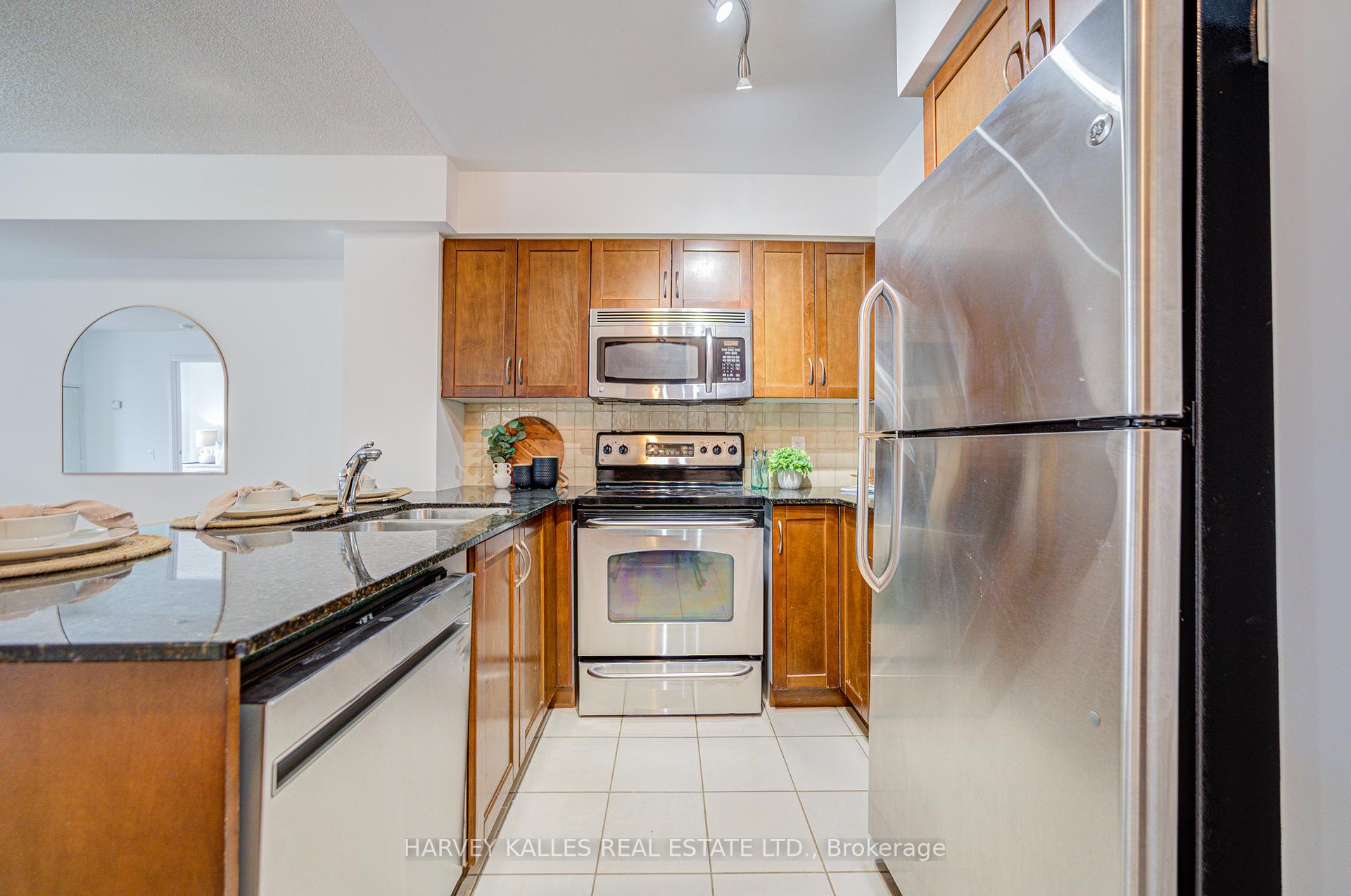 #1612 - 2181 Yonge St, Toronto, ON M5S3H7 | 1 Bedroom 1 Bathroom Condo Apt | Image 12