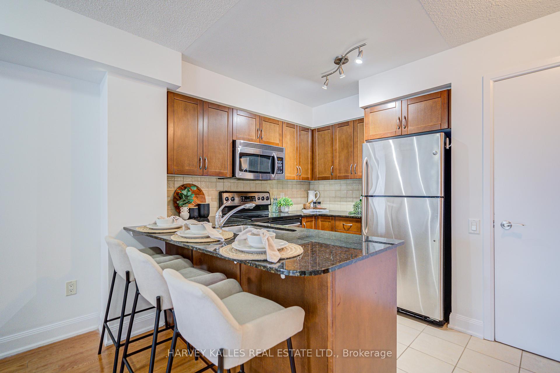 #1612 - 2181 Yonge St, Toronto, ON M5S3H7 | 1 Bedroom 1 Bathroom Condo Apt | Image 13