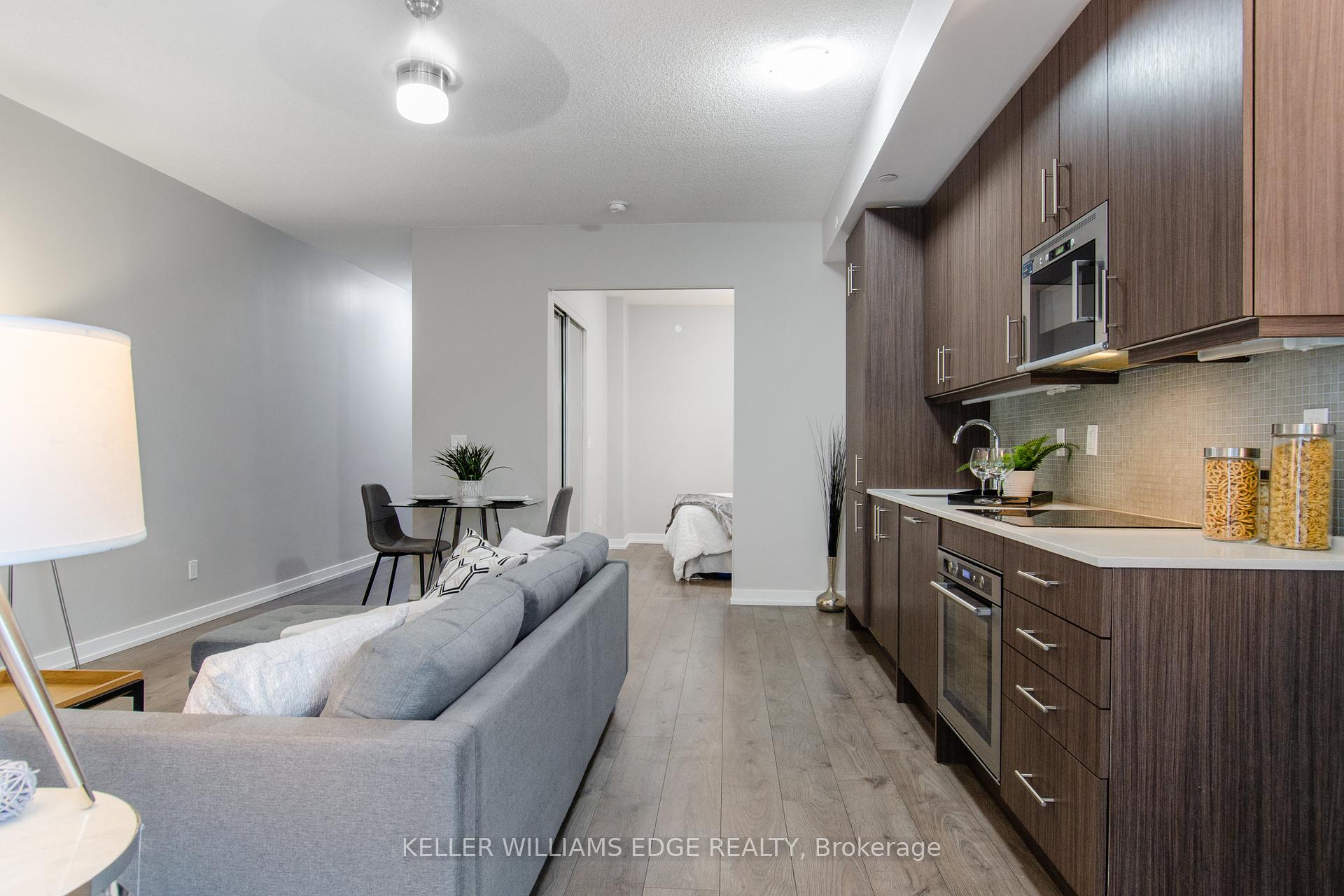 #628 - 297 College St, Toronto, ON M5T1S2 | 1 Bedroom 1 Bathroom Condo Apt | Image 12