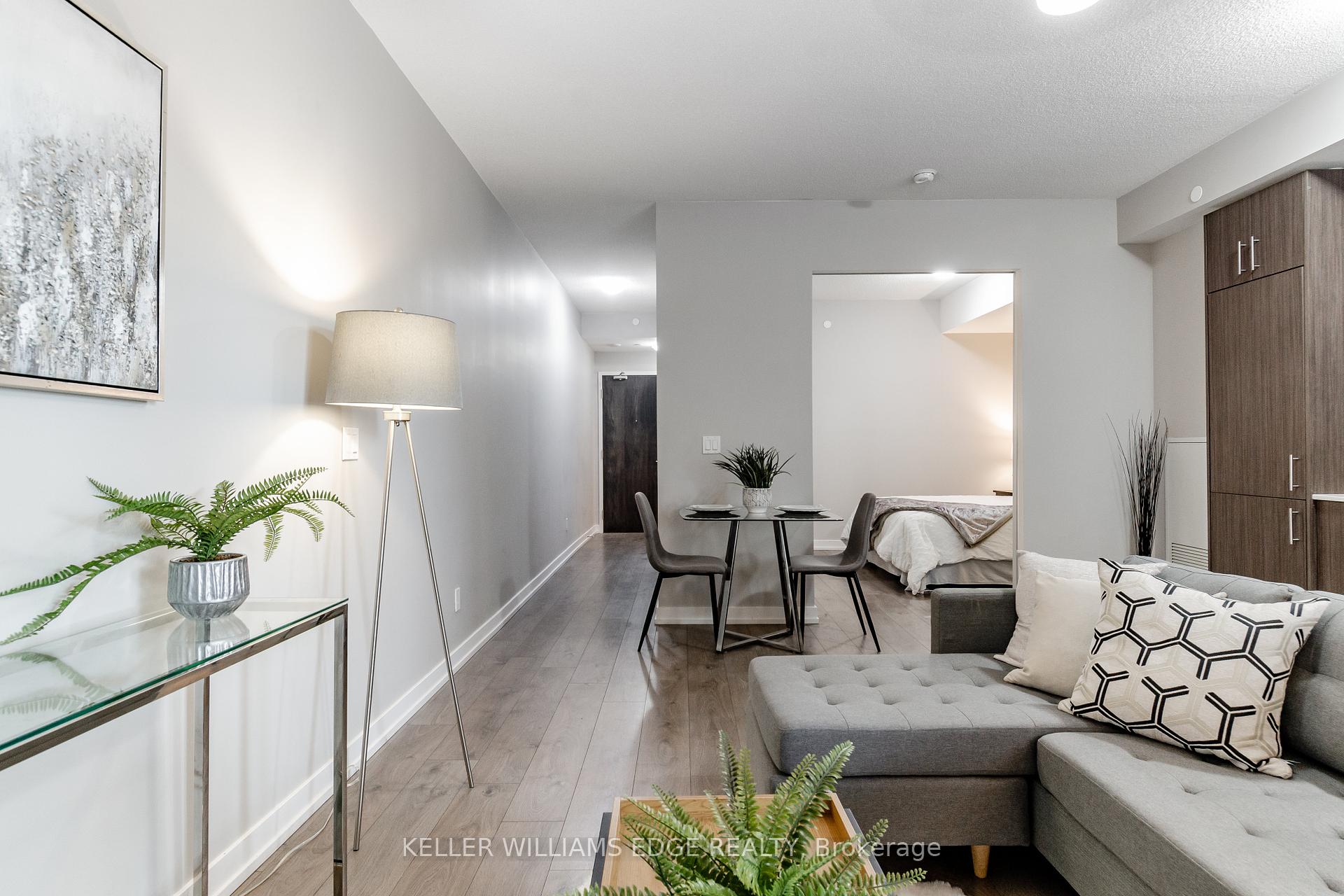 #628 - 297 College St, Toronto, ON M5T1S2 | 1 Bedroom 1 Bathroom Condo Apt | Image 13