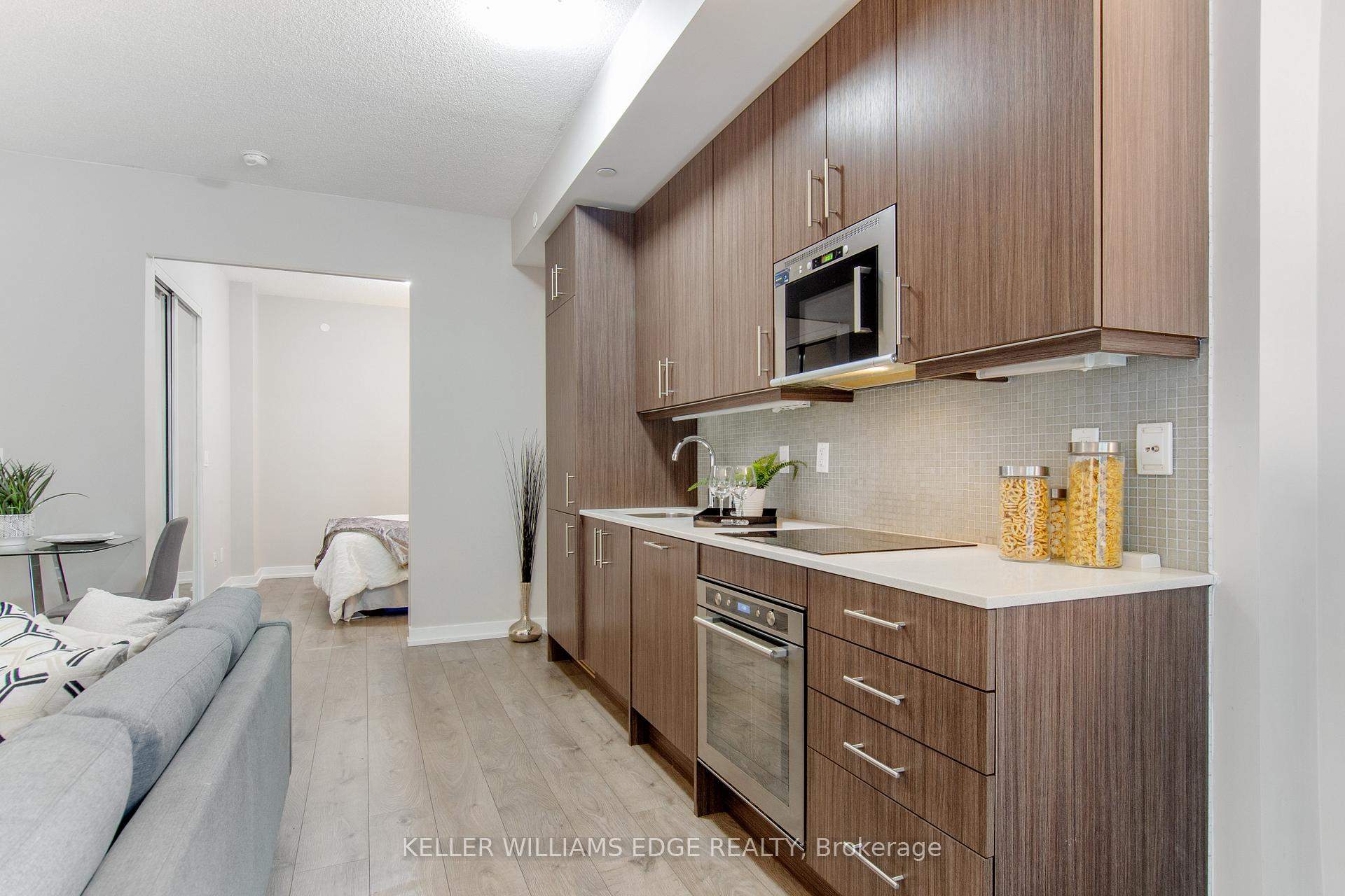 #628 - 297 College St, Toronto, ON M5T1S2 | 1 Bedroom 1 Bathroom Condo Apt | Image 15
