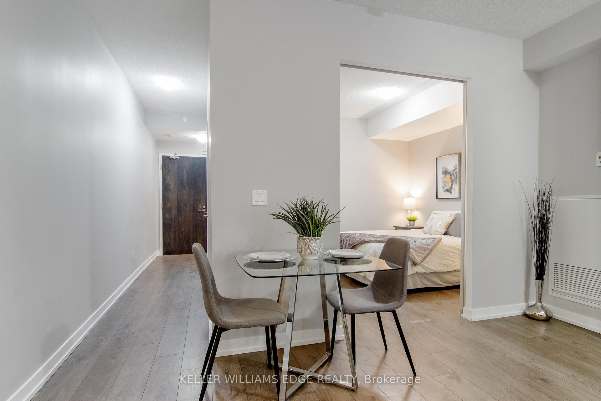 #628 - 297 College St, Toronto, ON M5T1S2 | 1 Bedroom 1 Bathroom Condo Apt | Image 16