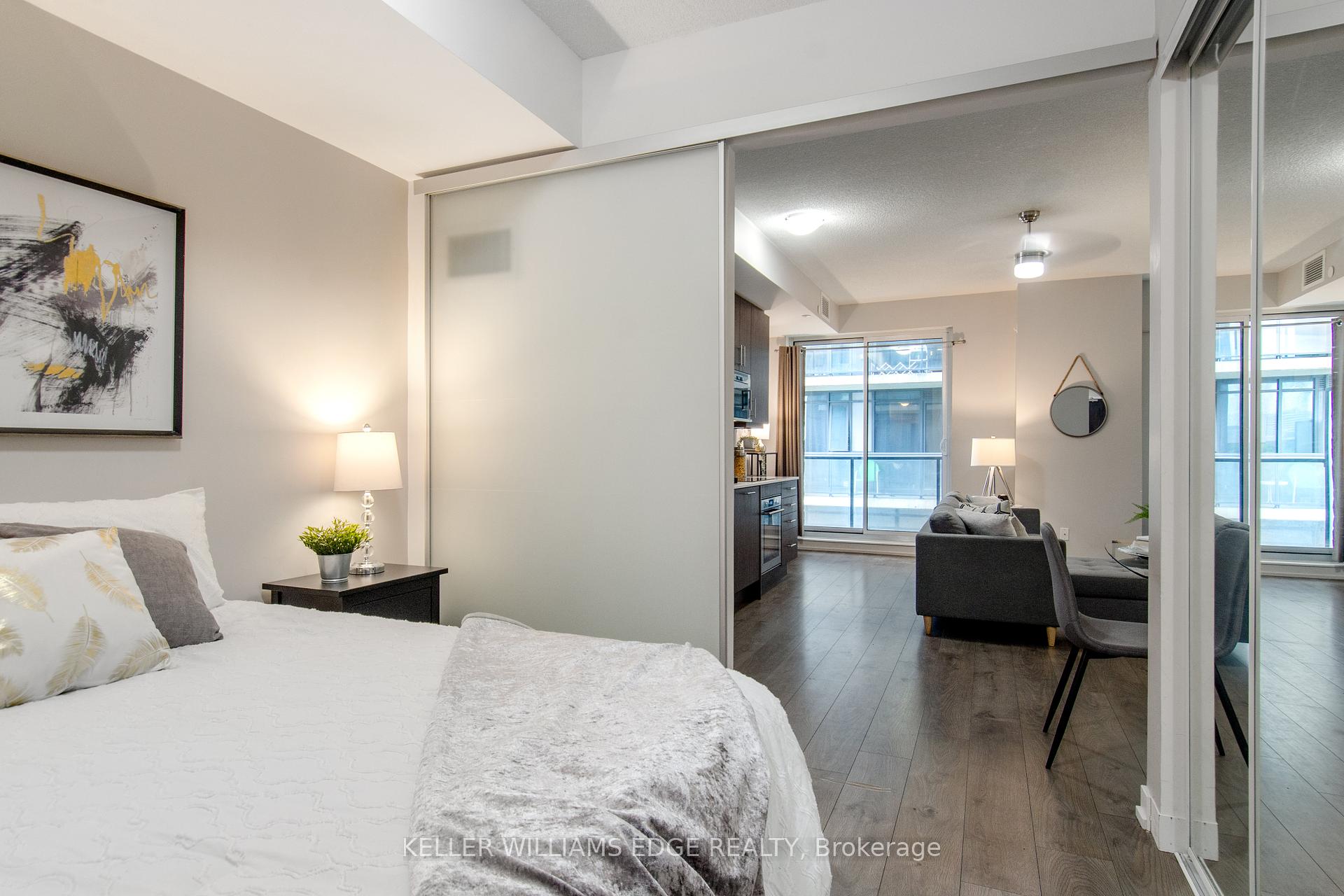 #628 - 297 College St, Toronto, ON M5T1S2 | 1 Bedroom 1 Bathroom Condo Apt | Image 18