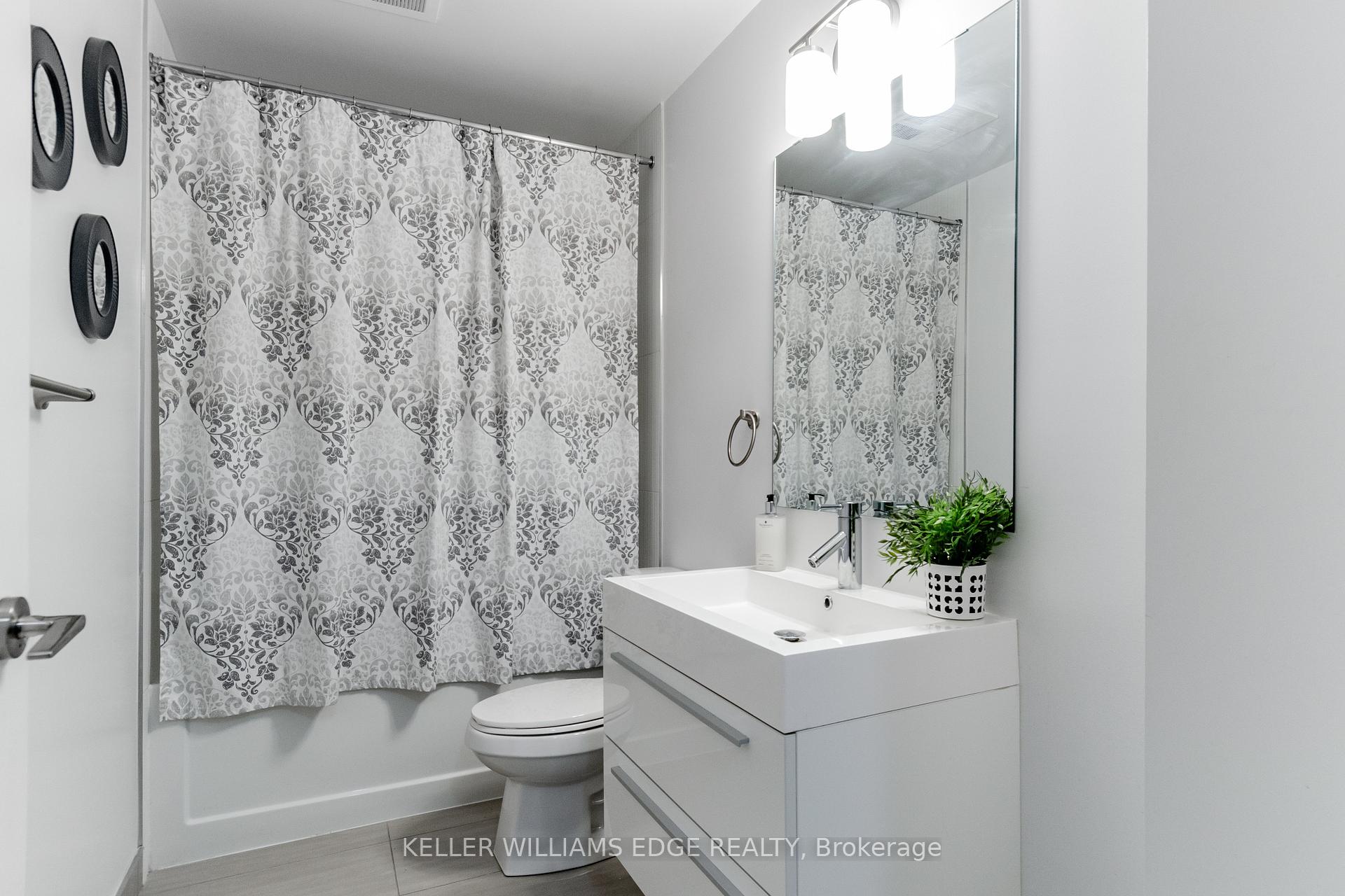 #628 - 297 College St, Toronto, ON M5T1S2 | 1 Bedroom 1 Bathroom Condo Apt | Image 19