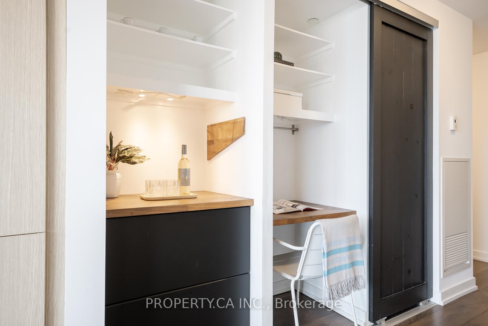 #1602 - 297 College St, Toronto, ON M5T0C2 | 2 Bedroom 2 Bathroom Condo Apt | Image 10