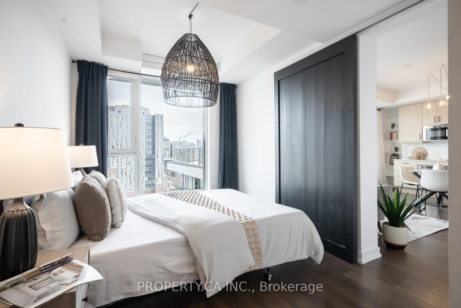 #1602 - 297 College St, Toronto, ON M5T0C2 | 2 Bedroom 2 Bathroom Condo Apt | Image 14