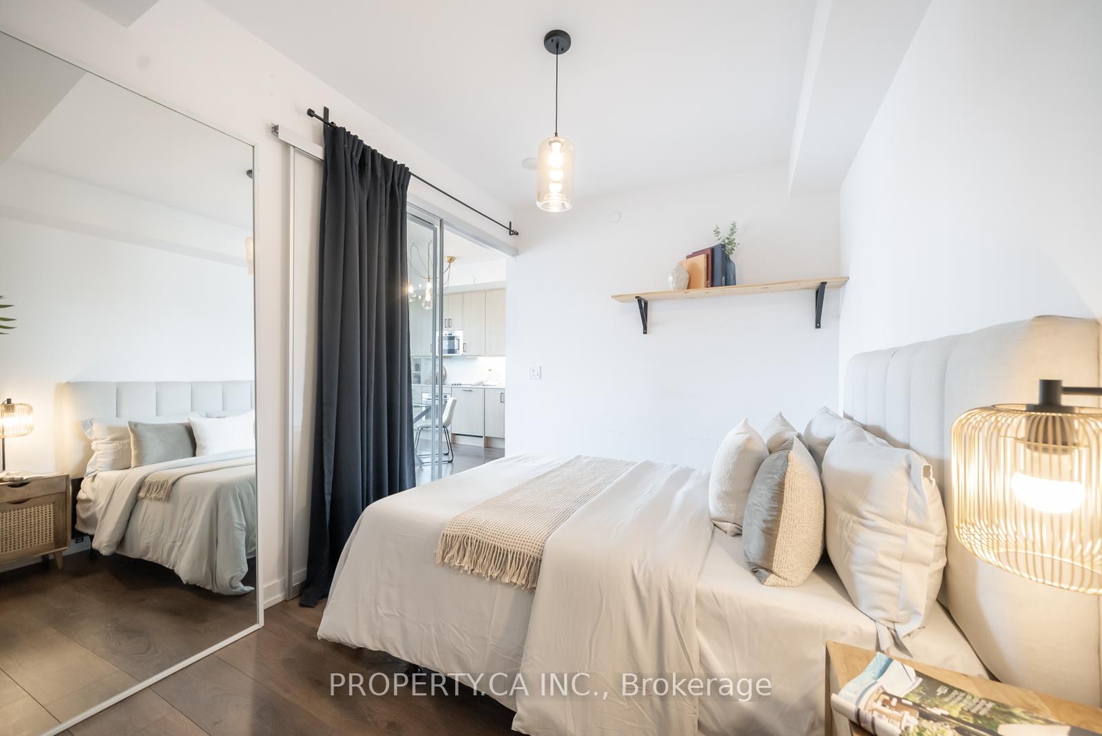 #1602 - 297 College St, Toronto, ON M5T0C2 | 2 Bedroom 2 Bathroom Condo Apt | Image 17