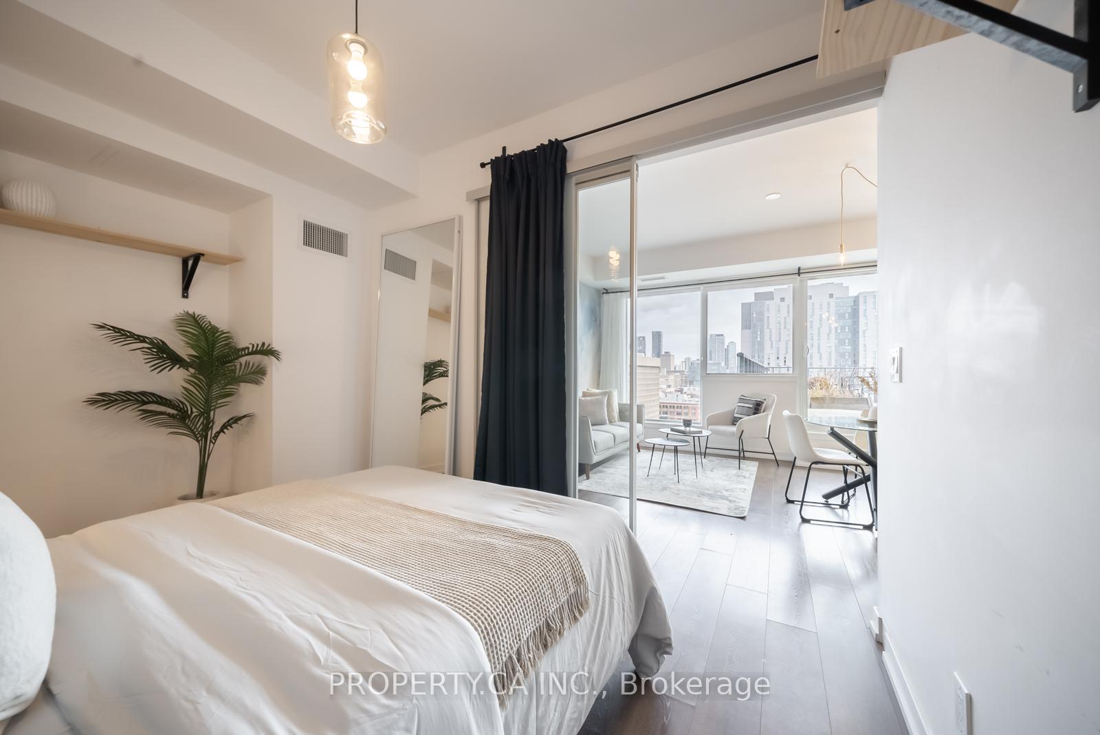 #1602 - 297 College St, Toronto, ON M5T0C2 | 2 Bedroom 2 Bathroom Condo Apt | Image 20