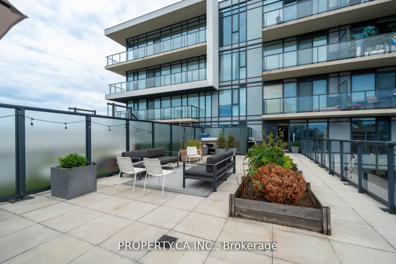 #1602 - 297 College St, Toronto, ON M5T0C2 | 2 Bedroom 2 Bathroom Condo Apt | Image 32