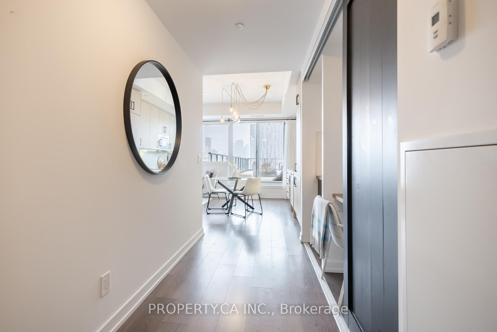 #1602 - 297 College St, Toronto, ON M5T0C2 | 2 Bedroom 2 Bathroom Condo Apt | Image 9