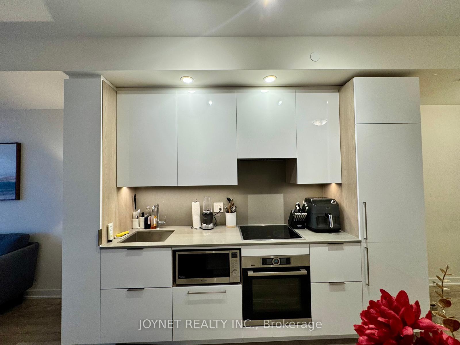 #1201 - 28 Freeland St, Toronto, ON M5E0E3 | 1 Bedroom 1 Bathroom Condo Apt | Image 8