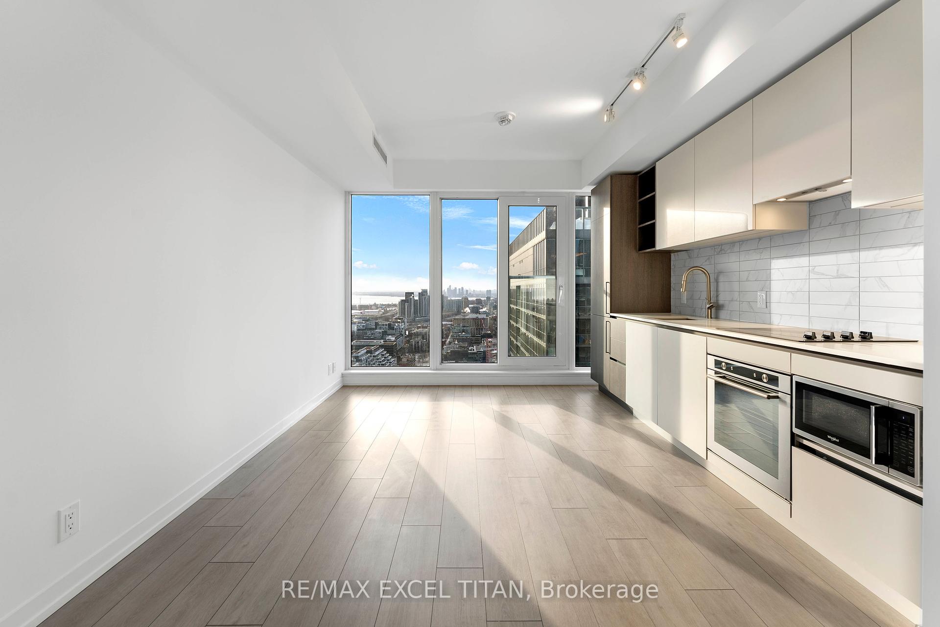 #4803 - 55 Mercer St, Toronto, ON M5V0W4 | 0 Bedroom 1 Bathroom Condo Apt | Image 7